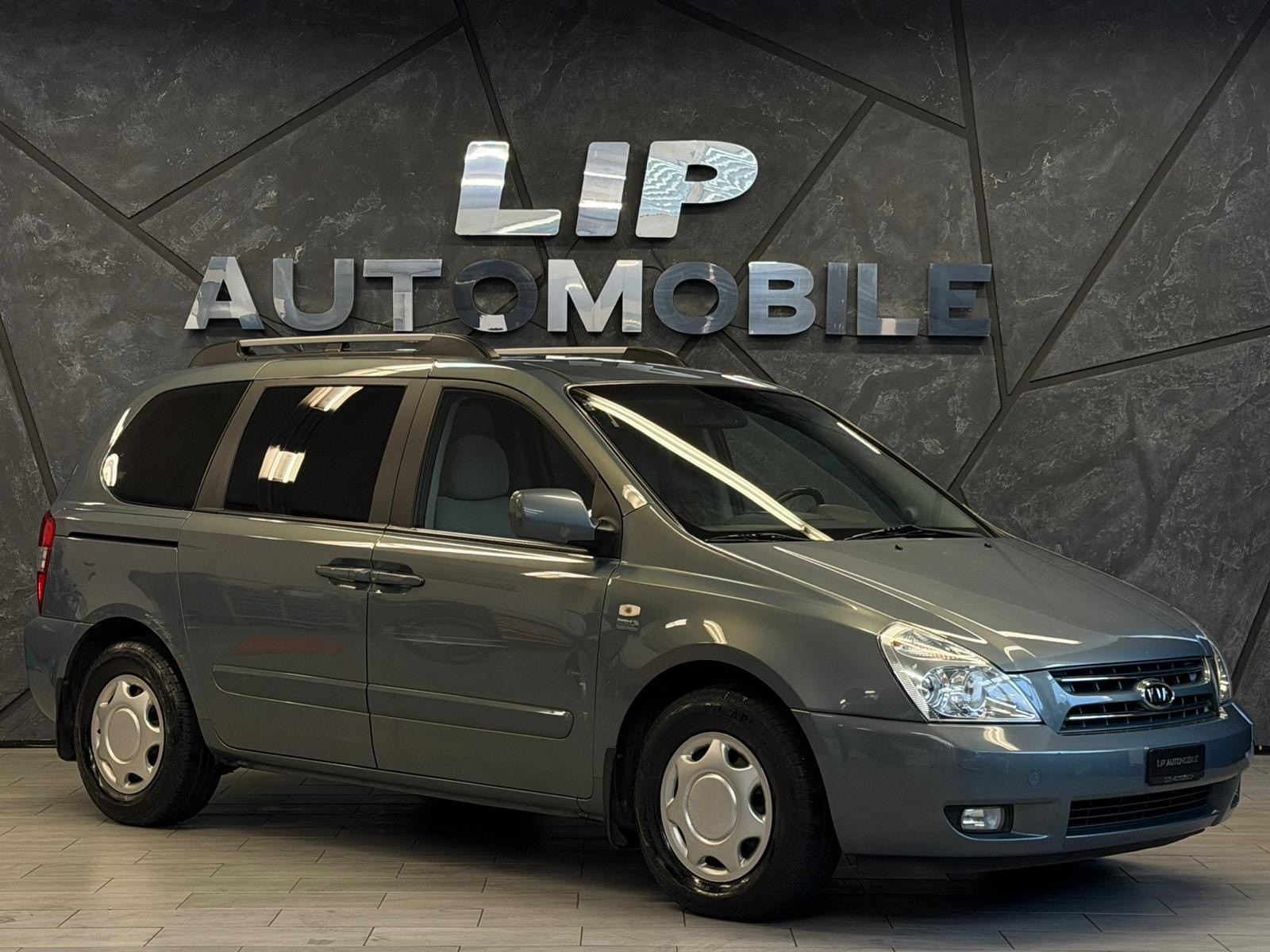 KIA Carnival 2.9 CRDi Style-showroom-element-2