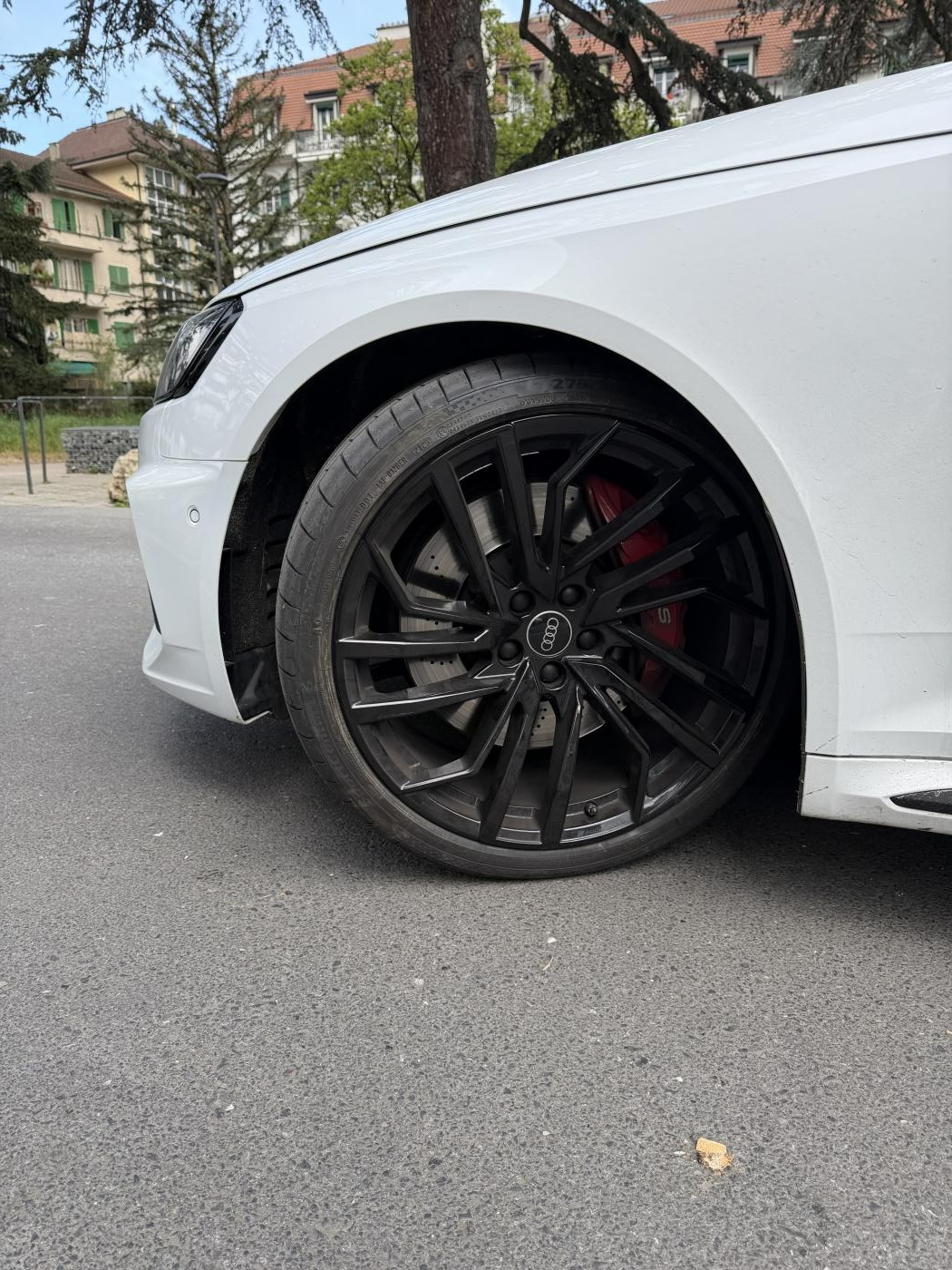 AUDI RS4 Avant quattro tiptronic-image-11
