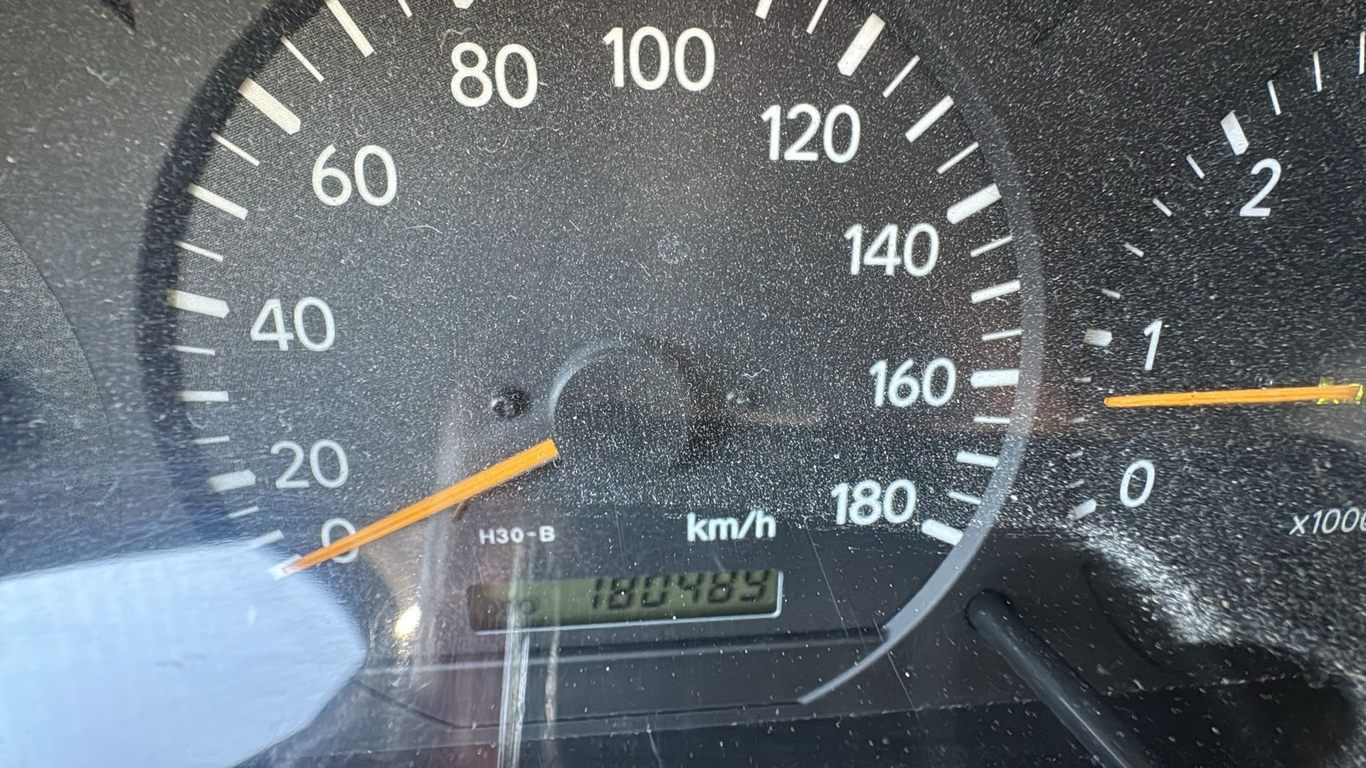 TOYOTA Hiace D-4D Kombi SWB-image-8