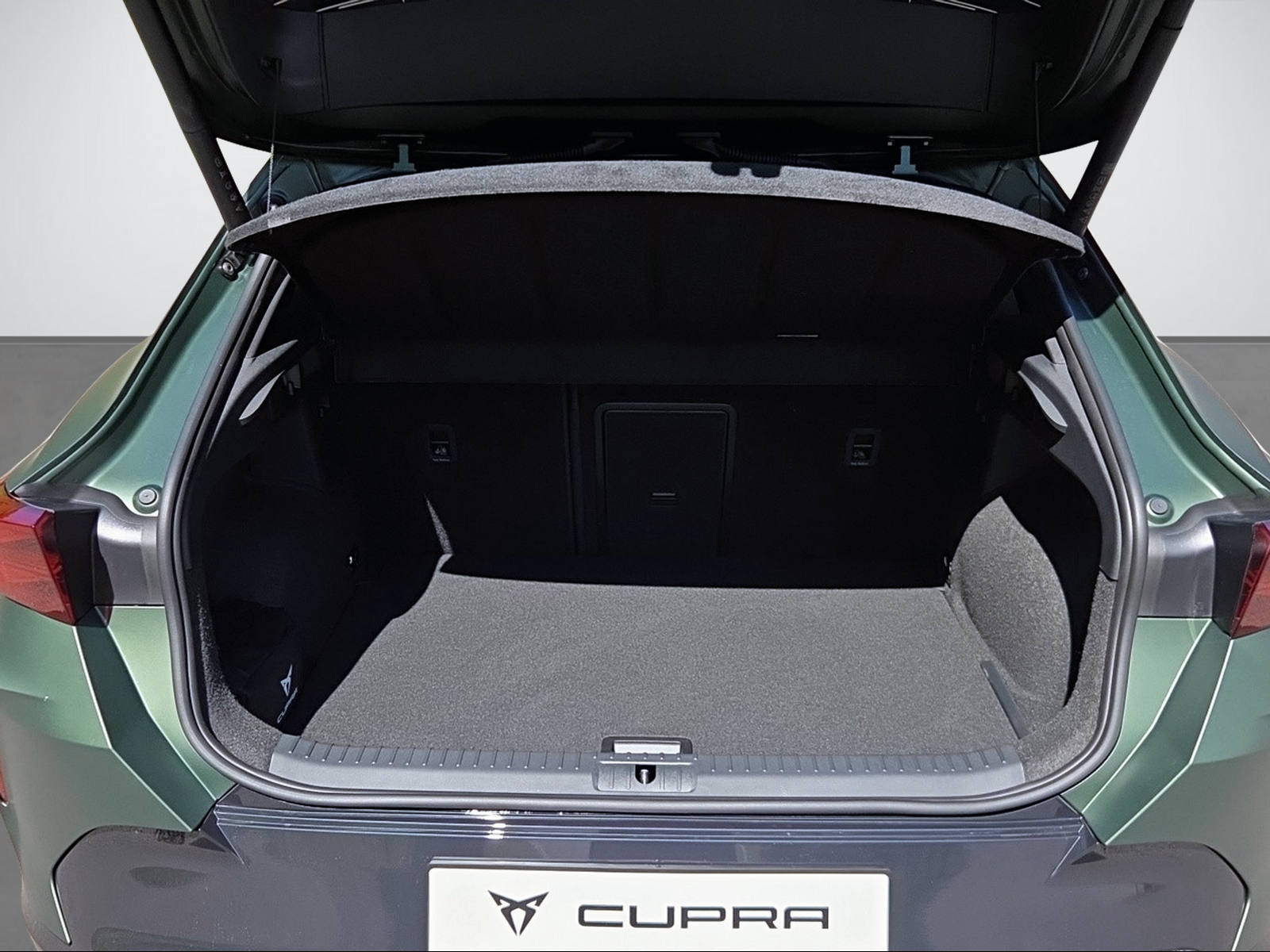 CUPRA Formentor 2.0 TSI Prime Edition VZ 4Drive DSG-image-6