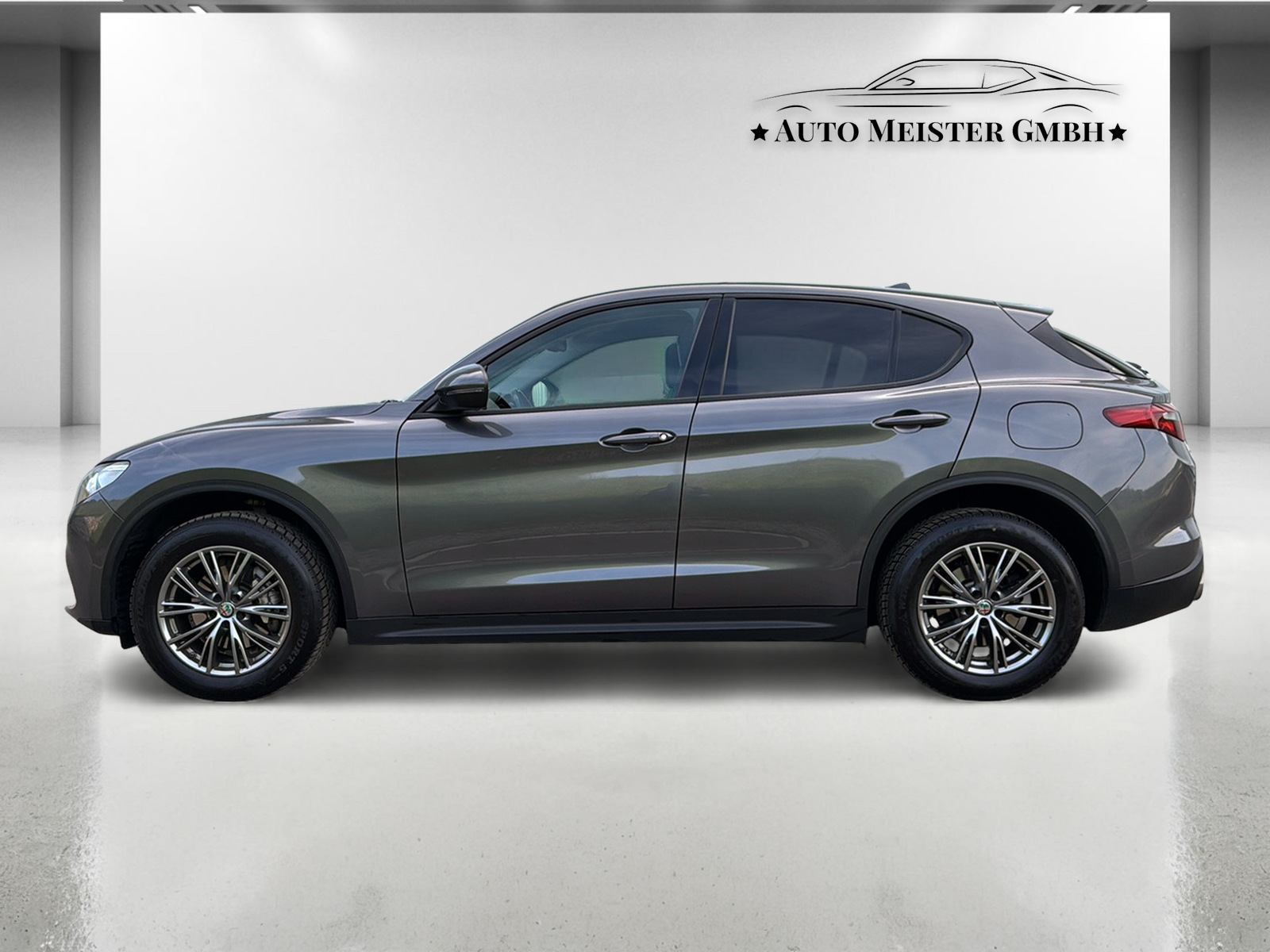 ALFA ROMEO Stelvio 2.0 Executive Q4 Automatic-image-1