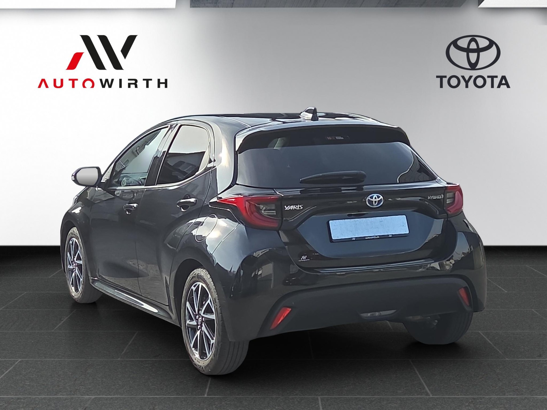 TOYOTA Yaris 1.5 VVT-i HSD Trend-image-6