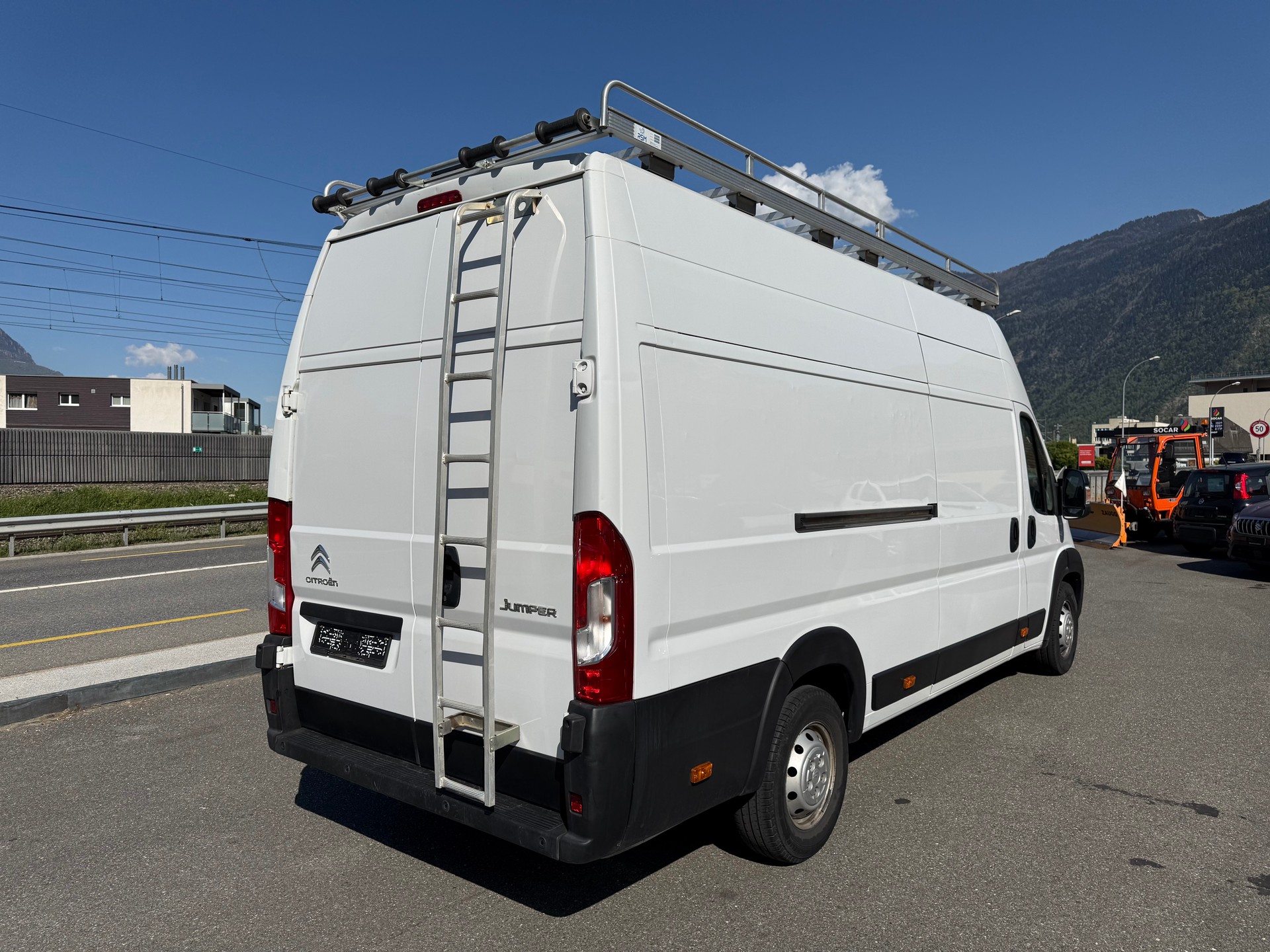 CITROEN Jumper 35 2.2 BlueHDi 165 Club L3H3-image-5