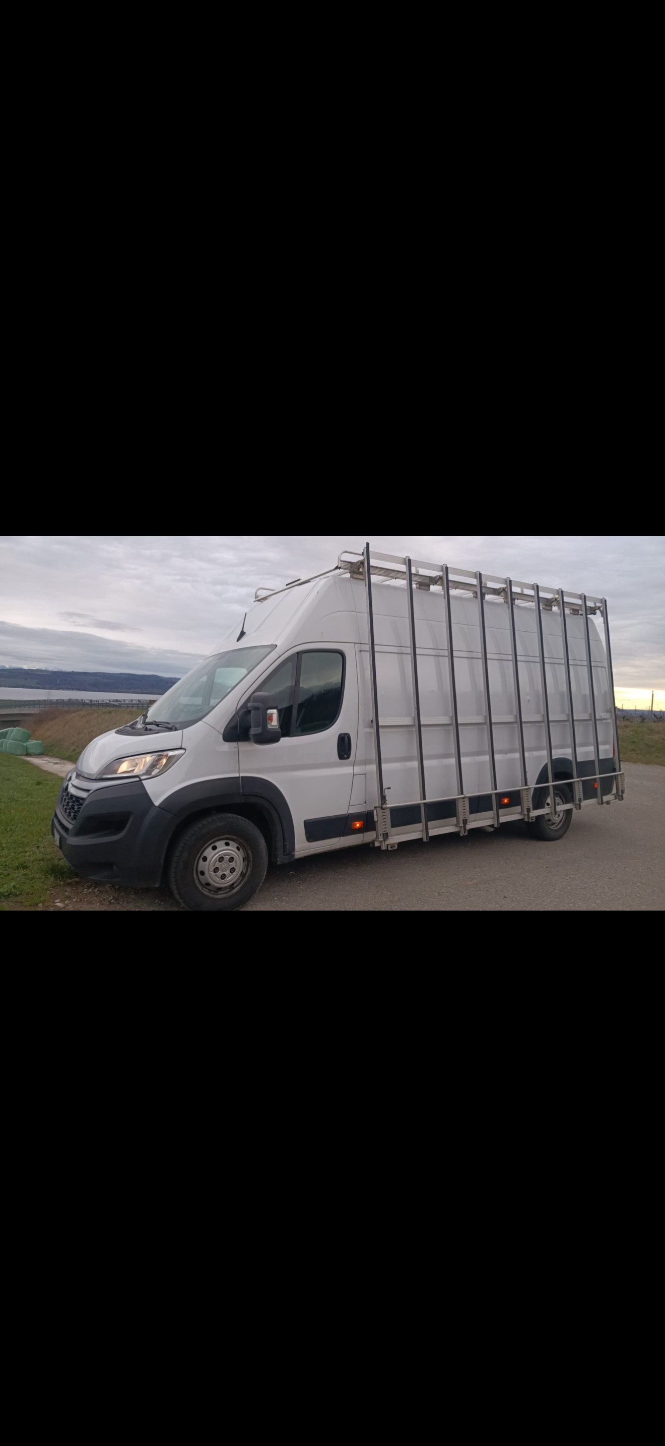 CITROEN Jumper 35 2.2 BlueHDi 165 Club L3H3-image-14