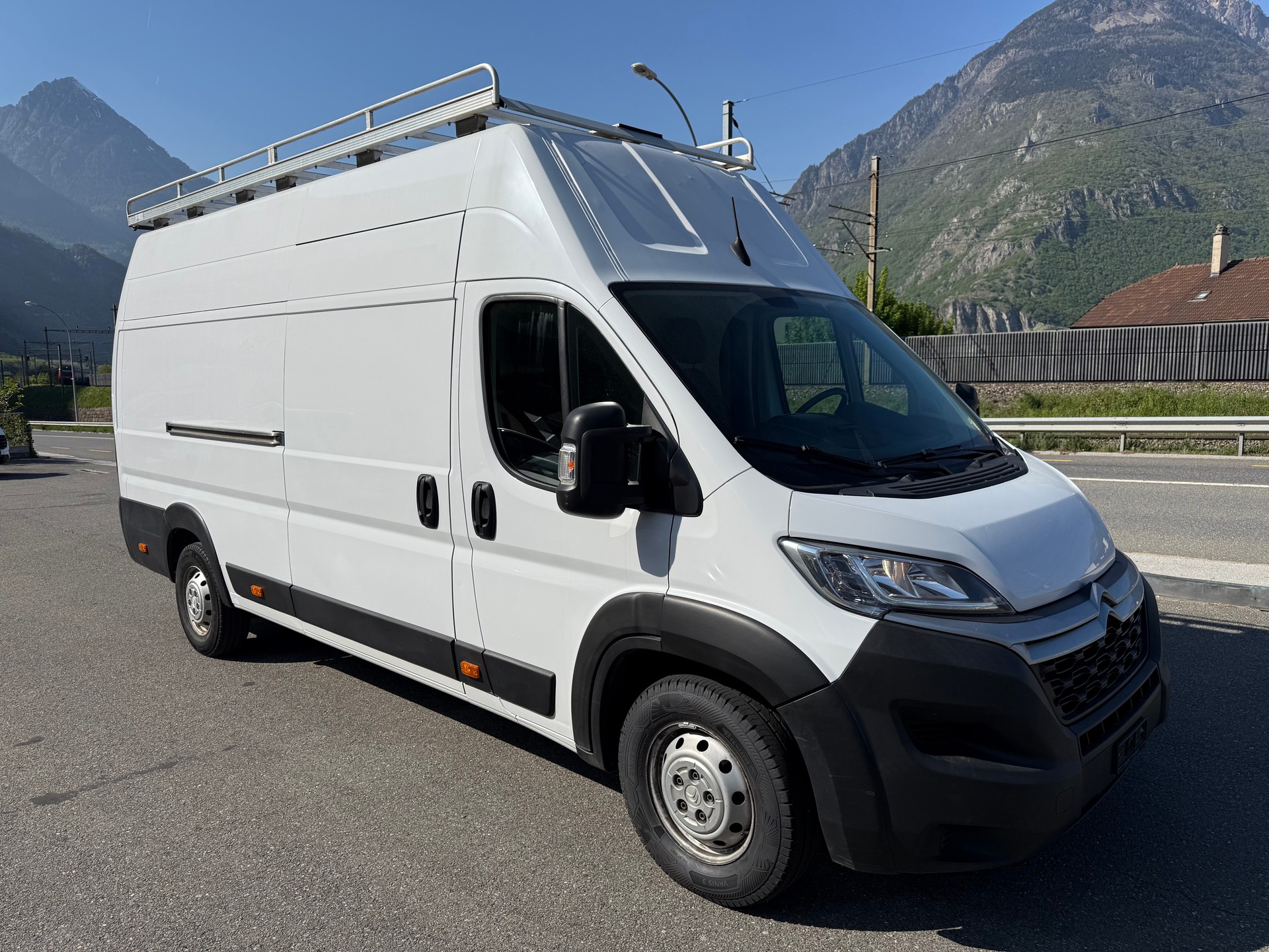 CITROEN Jumper 35 2.2 BlueHDi 165 Club L3H3-image-3