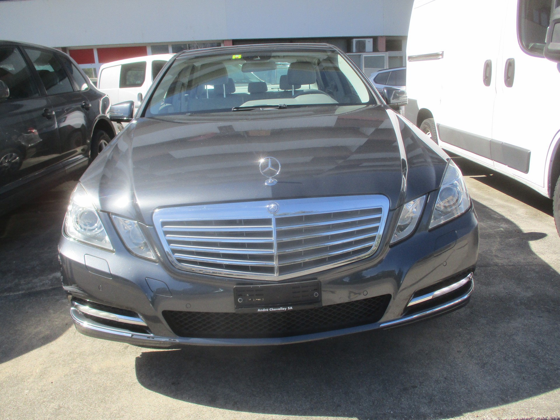 MERCEDES-BENZ E 350 CGI BlueEfficiency Avantgarde 7G-Tronic