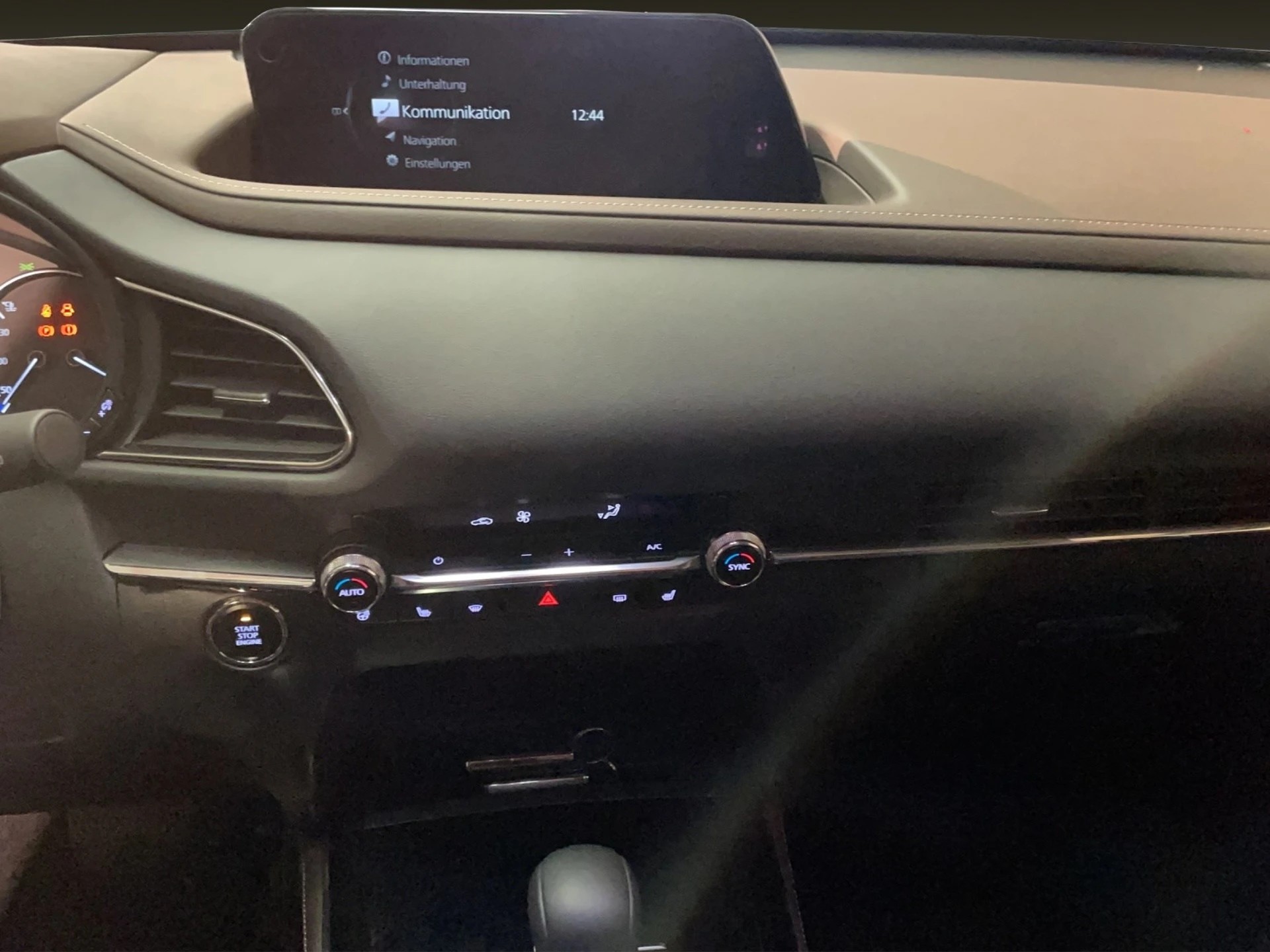 MAZDA CX-30 SKYACTIV-X 186 M Hybrid AWD Revolution Automat-image-12