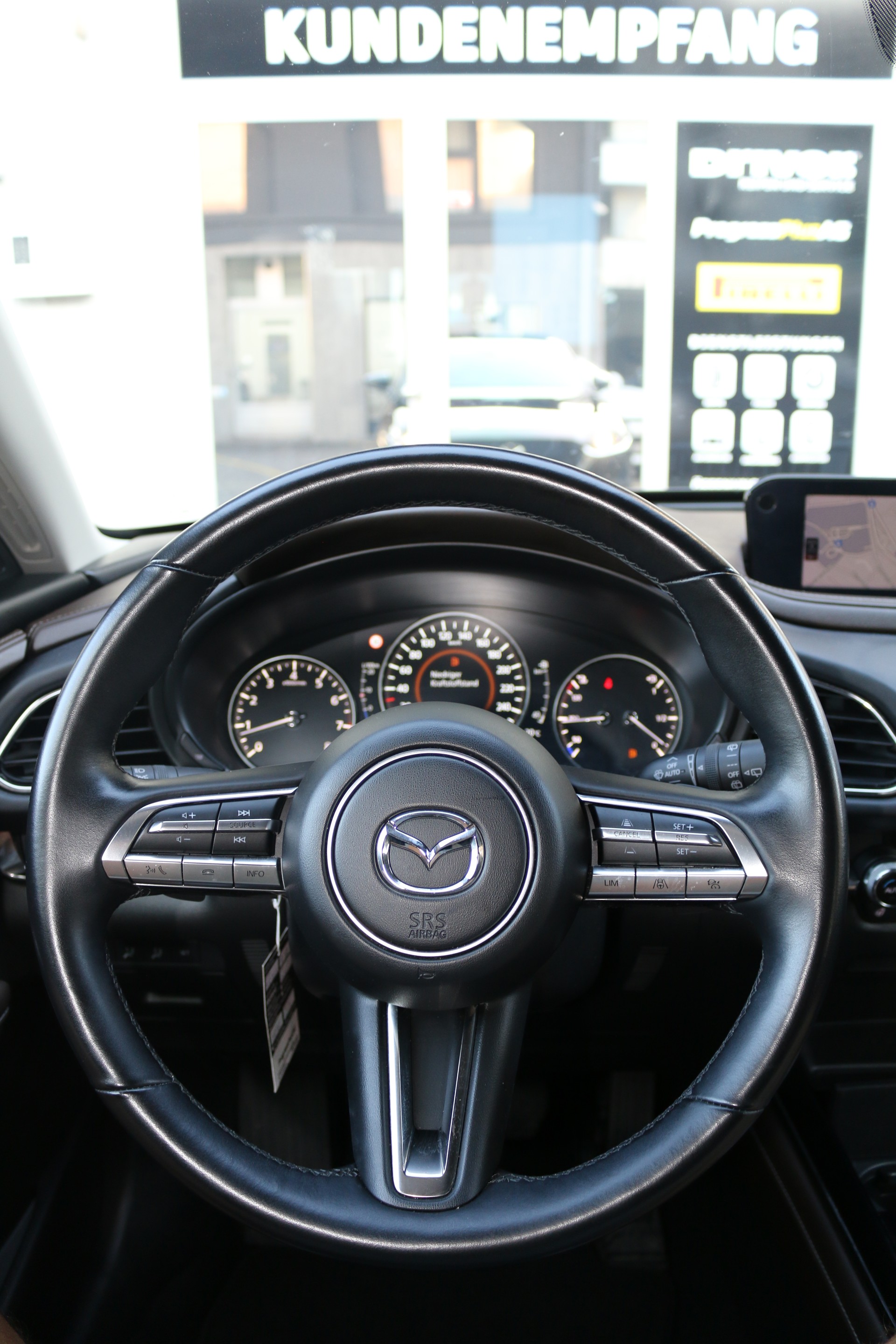 MAZDA CX-30 SKYACTIV-X 186 M Hybrid AWD Revolution Automat-image-3