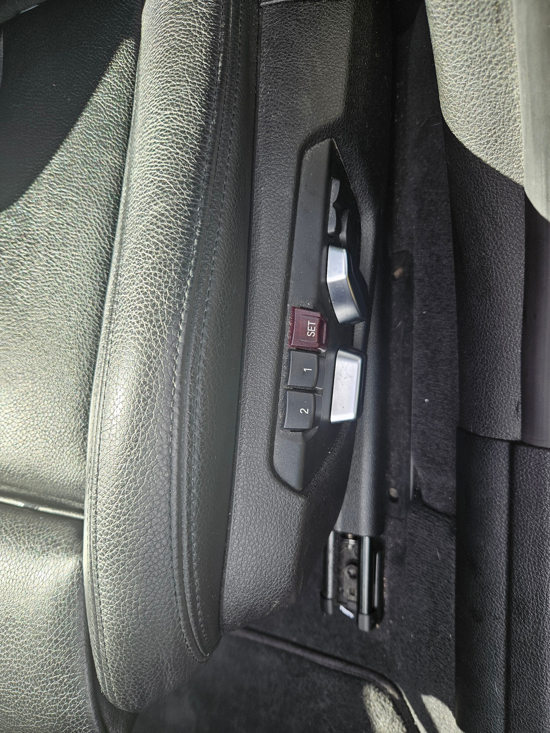 BMW 340i xDrive-image-8