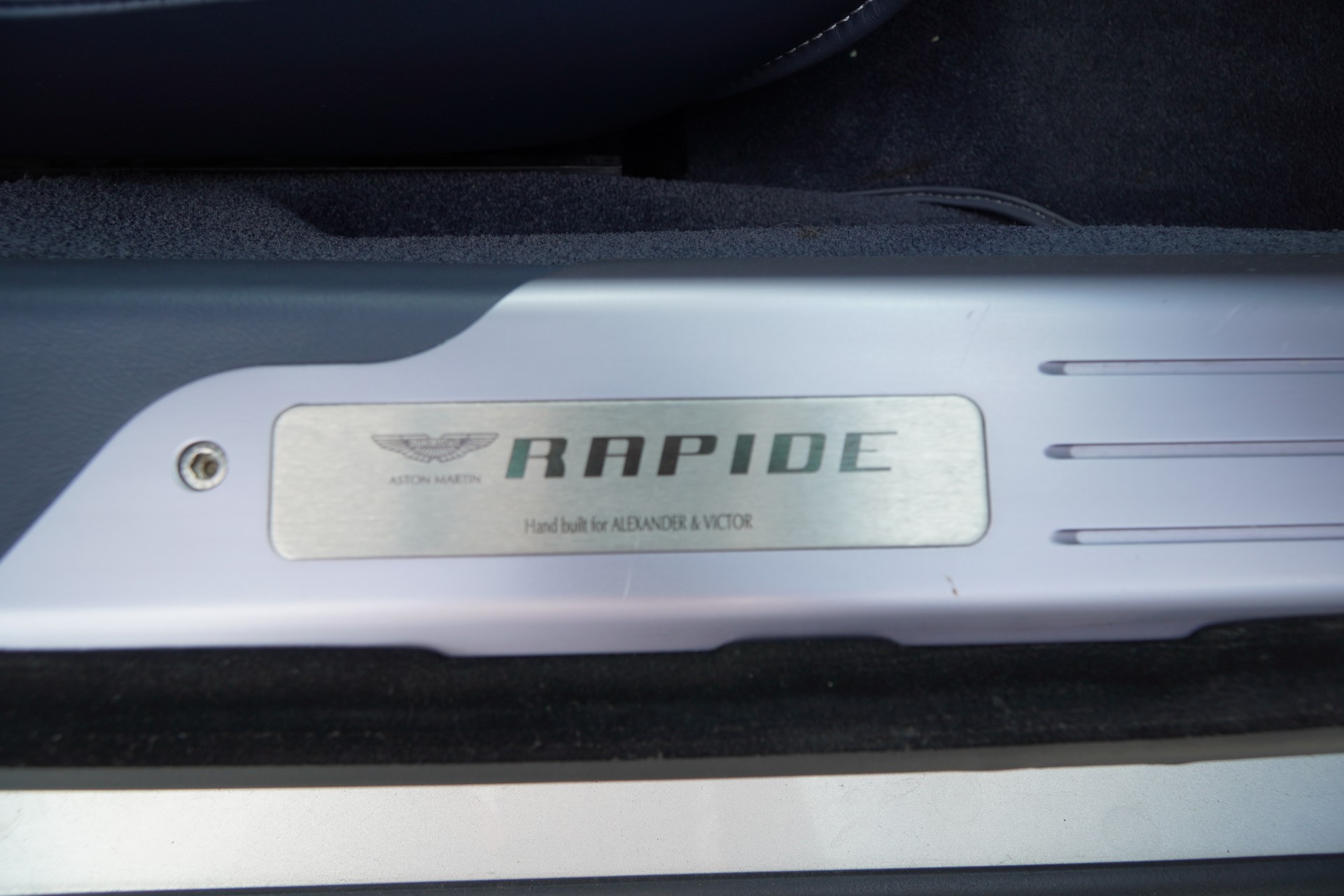 ASTON MARTIN Rapide 5.9 V12 Touchtronic 2-image-16