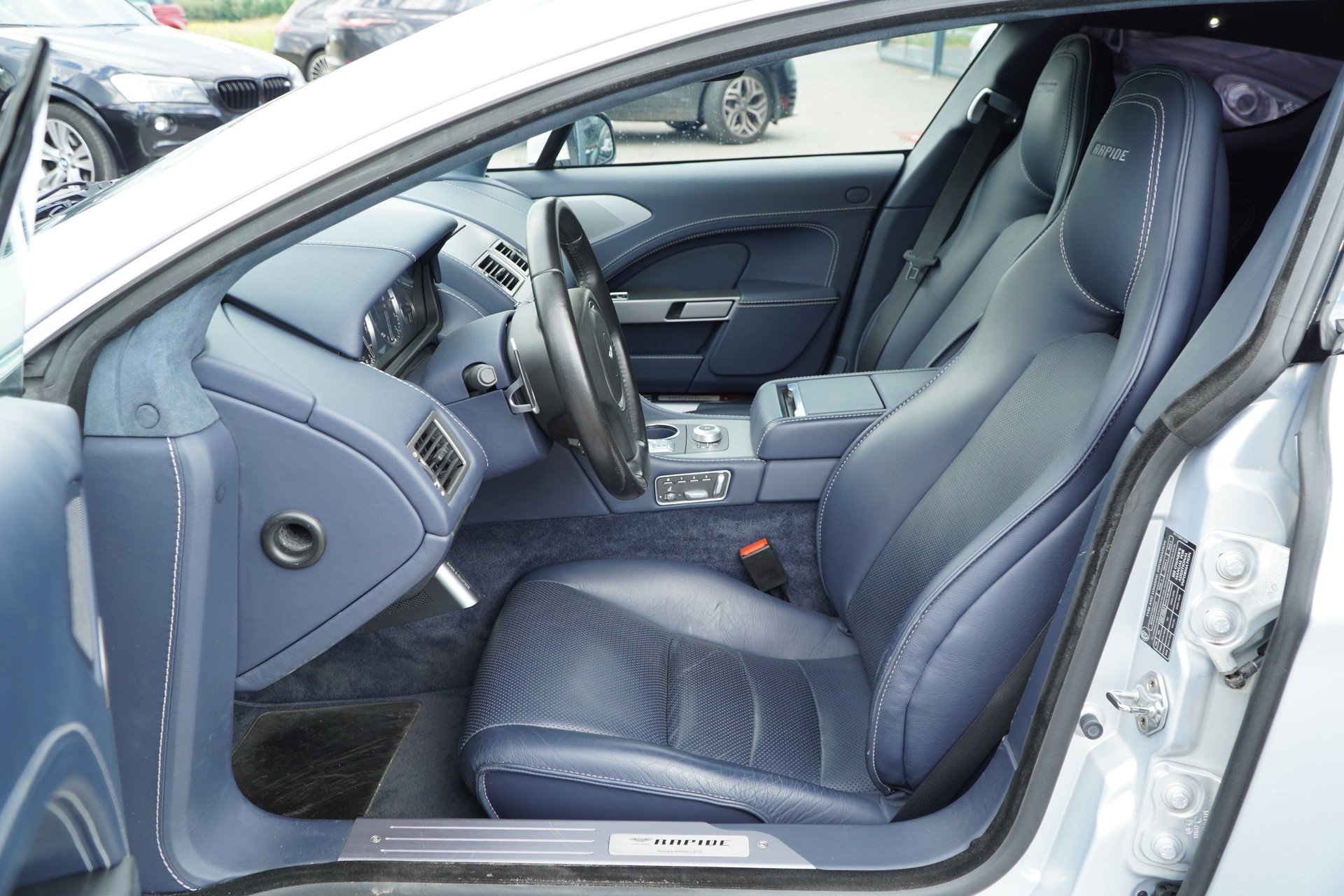 ASTON MARTIN Rapide 5.9 V12 Touchtronic 2-image-6