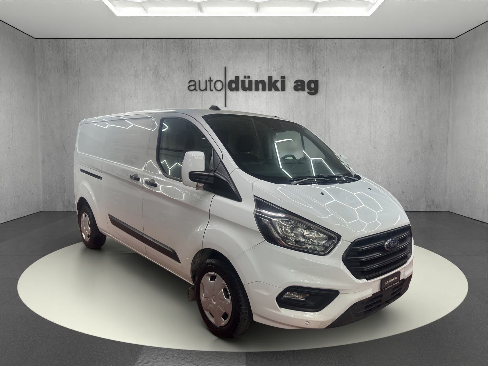 FORD Transit Custom Van 340 L2H1 Trend A-image-5