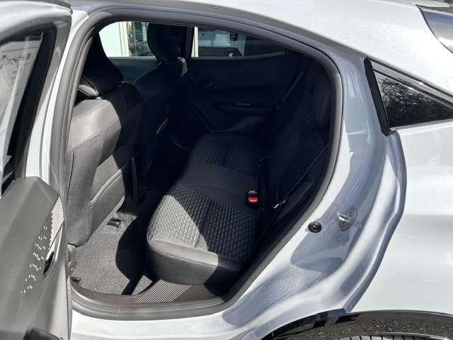 RENAULT Clio 1.8 E-Tech Techno-image-9