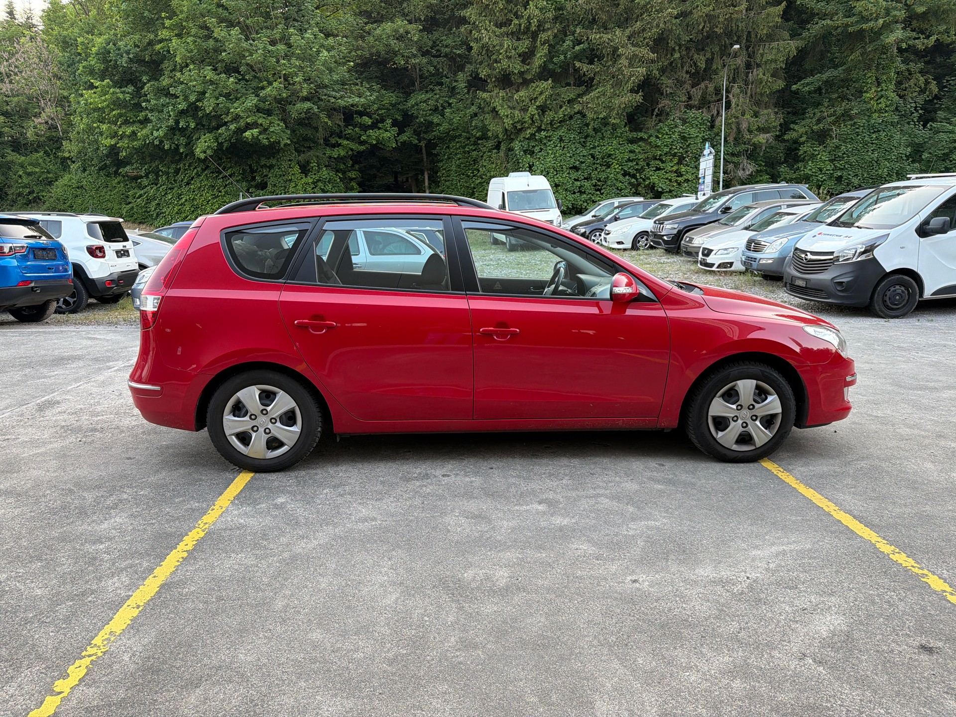 HYUNDAI i30 Wagon 2.0 Premium Automatic-image-5