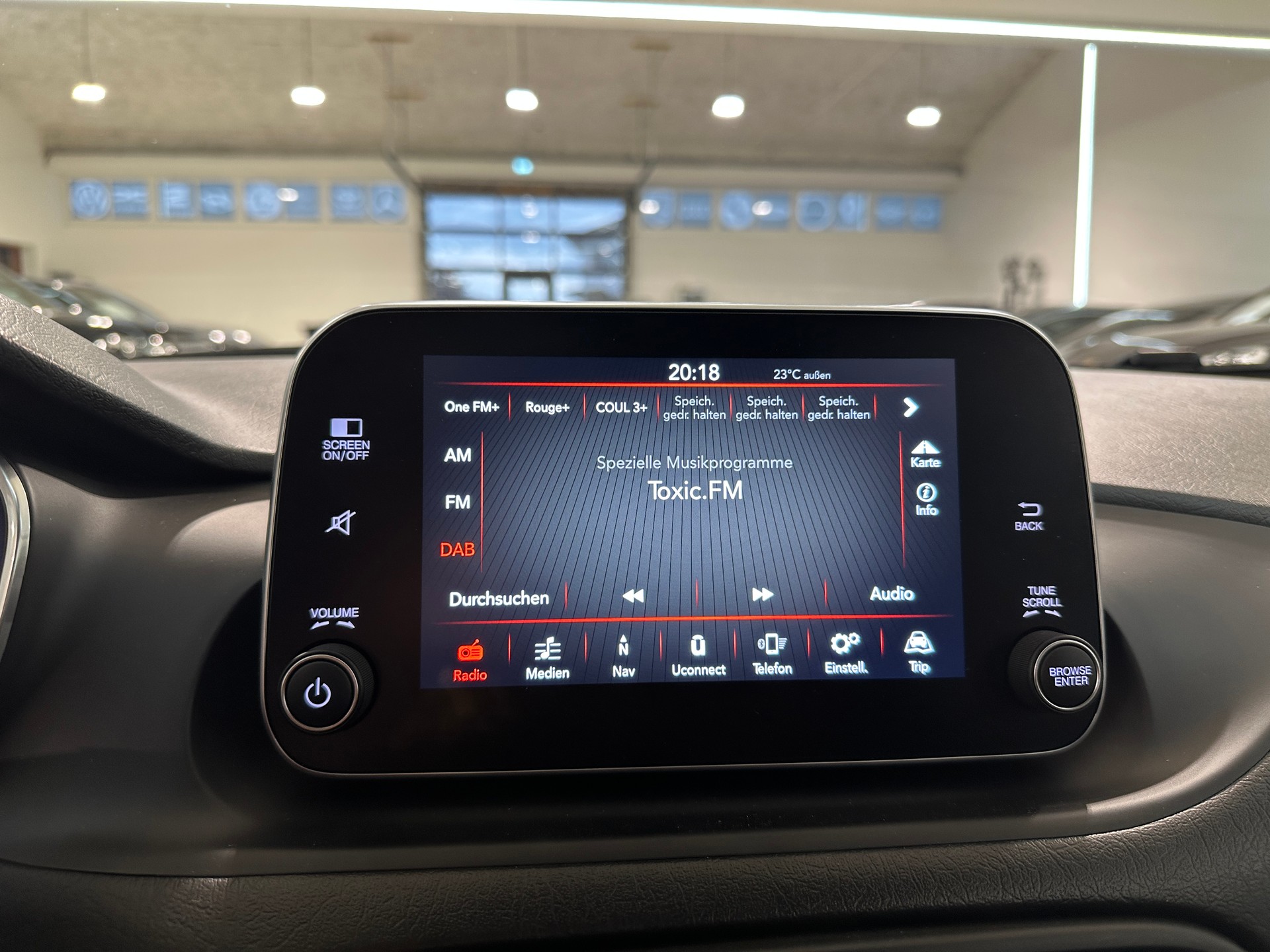 FIAT Tipo 1.6MJ Lounge DCT-6-image-17