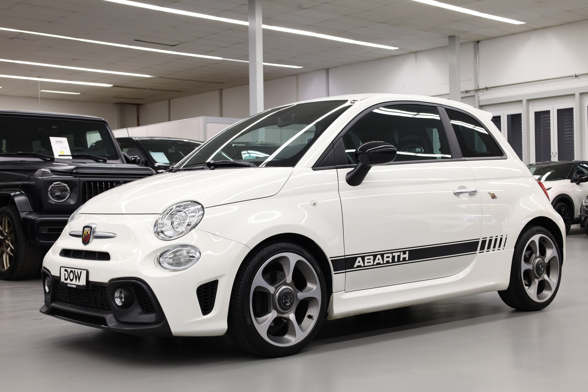 FIAT 595 Abarth 1.4 T-Jet 165 Turismo-showroom-element-3