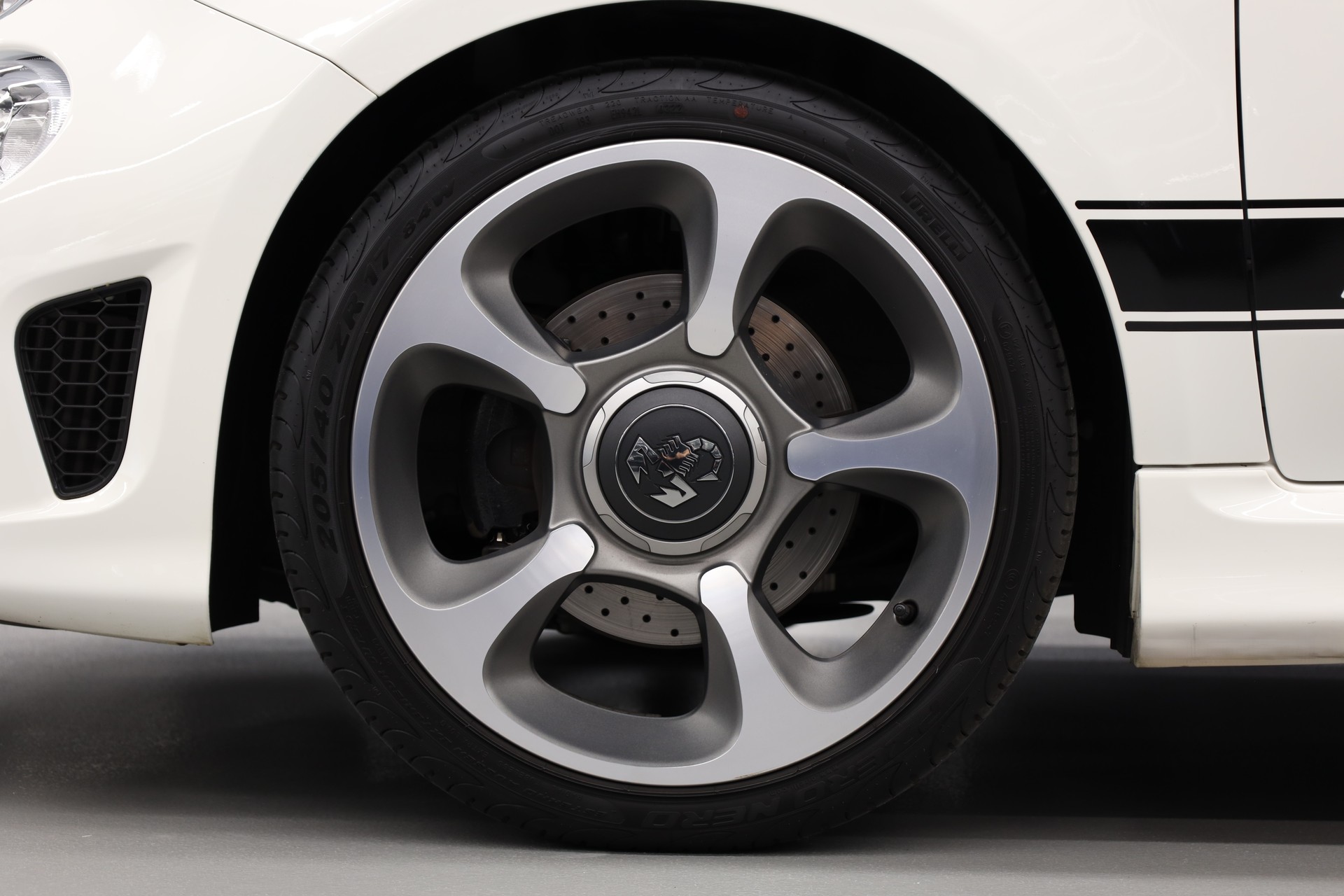 FIAT 595 Abarth 1.4 T-Jet 165 Turismo-image-13