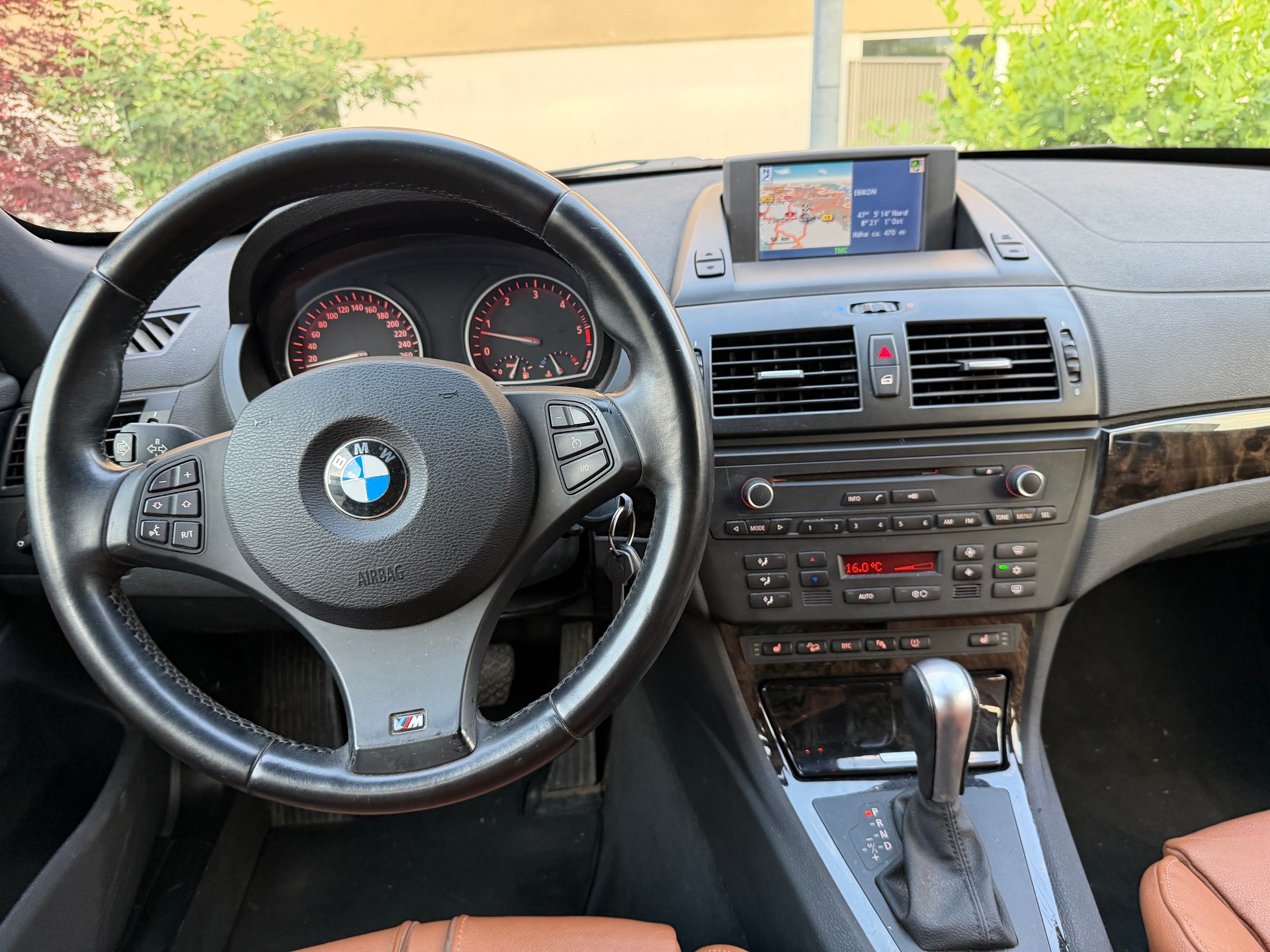 BMW X3 xDrive 30d (3.0d)-image-9