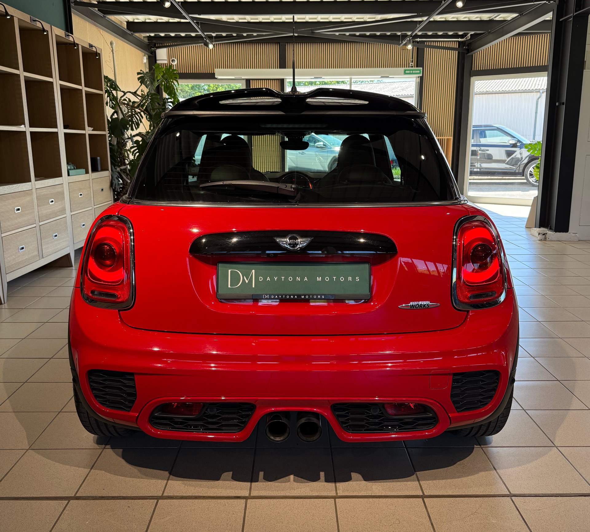 MINI Cooper John Cooper Works Steptronic-showroom-element-3