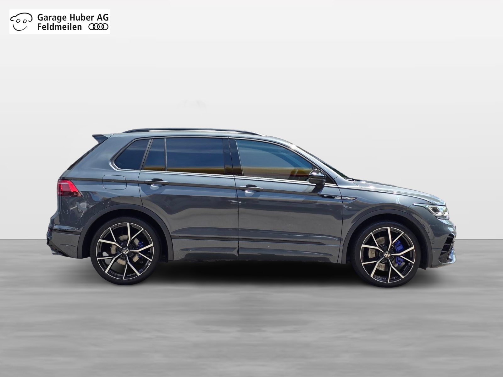 VW Tiguan 2.0TSI R 4Motion DSG-showroom-element-1
