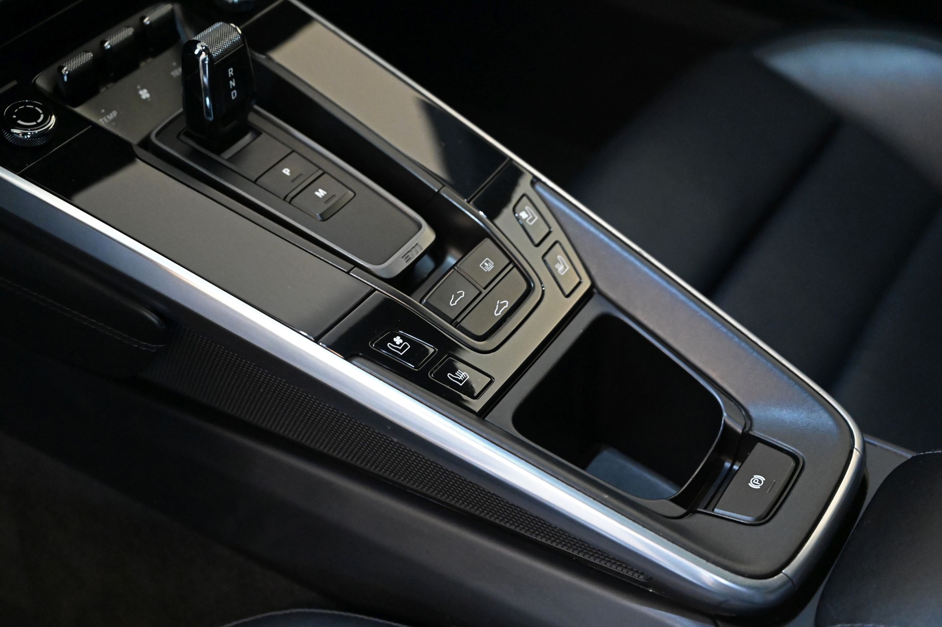 PORSCHE 911 Carrera 4S PDK-image-18
