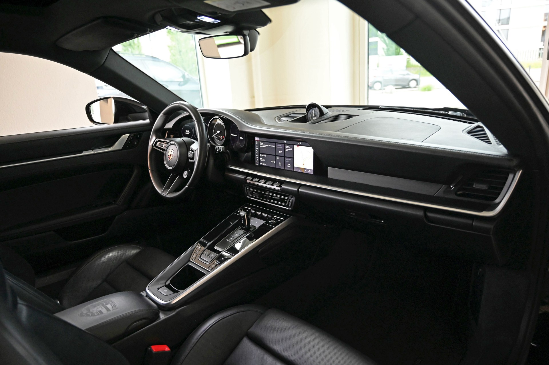 PORSCHE 911 Carrera 4S PDK-image-21