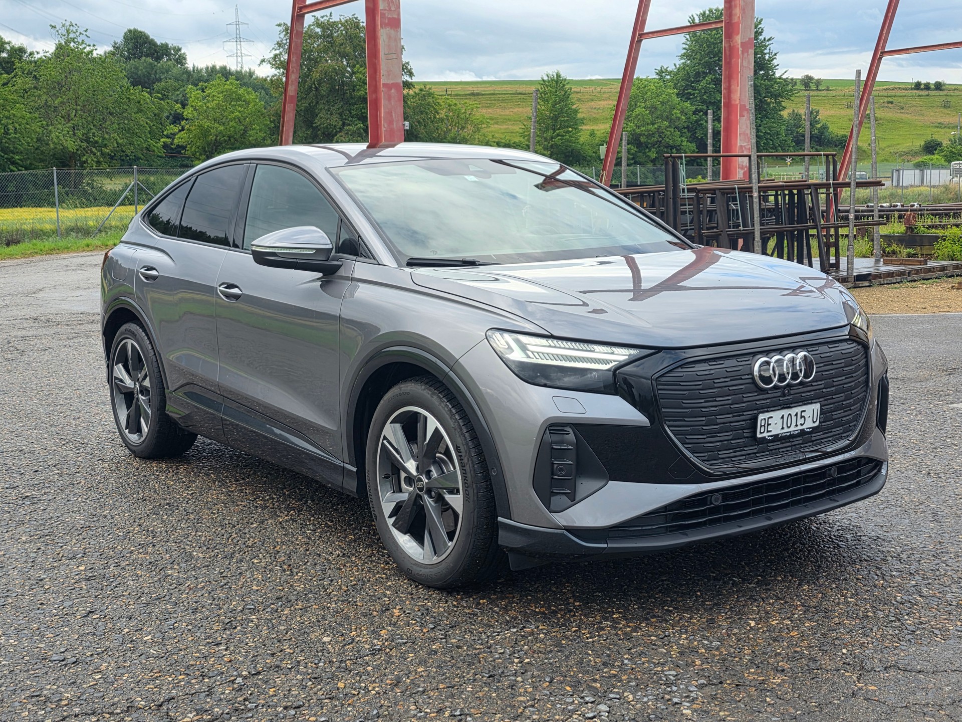 AUDI Q4 Sportback e-tron 45 Attraction quattro-image-4