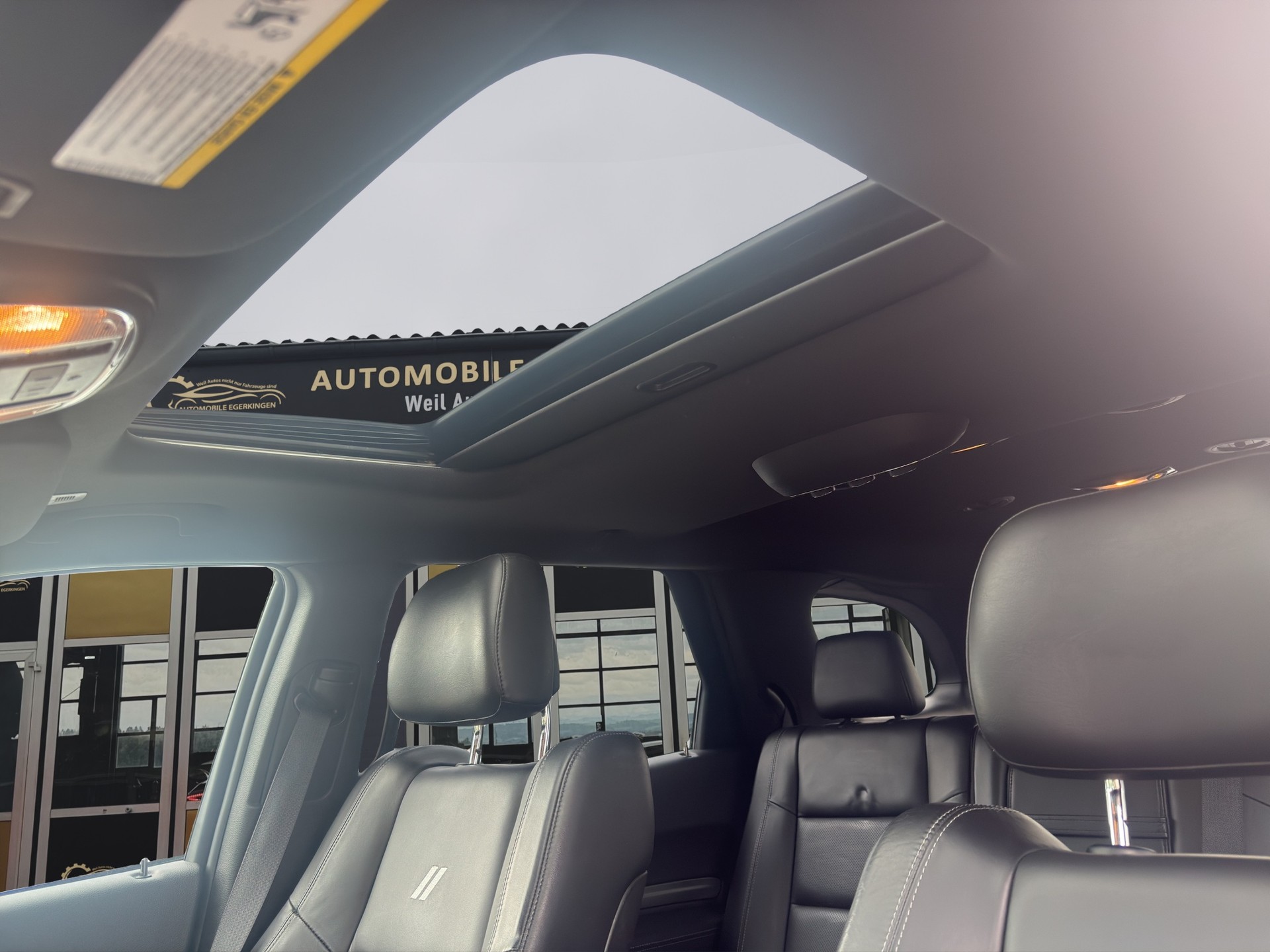 DODGE Durango 5.7 V8 HEMI MDS VVT R/T AWD-image-9