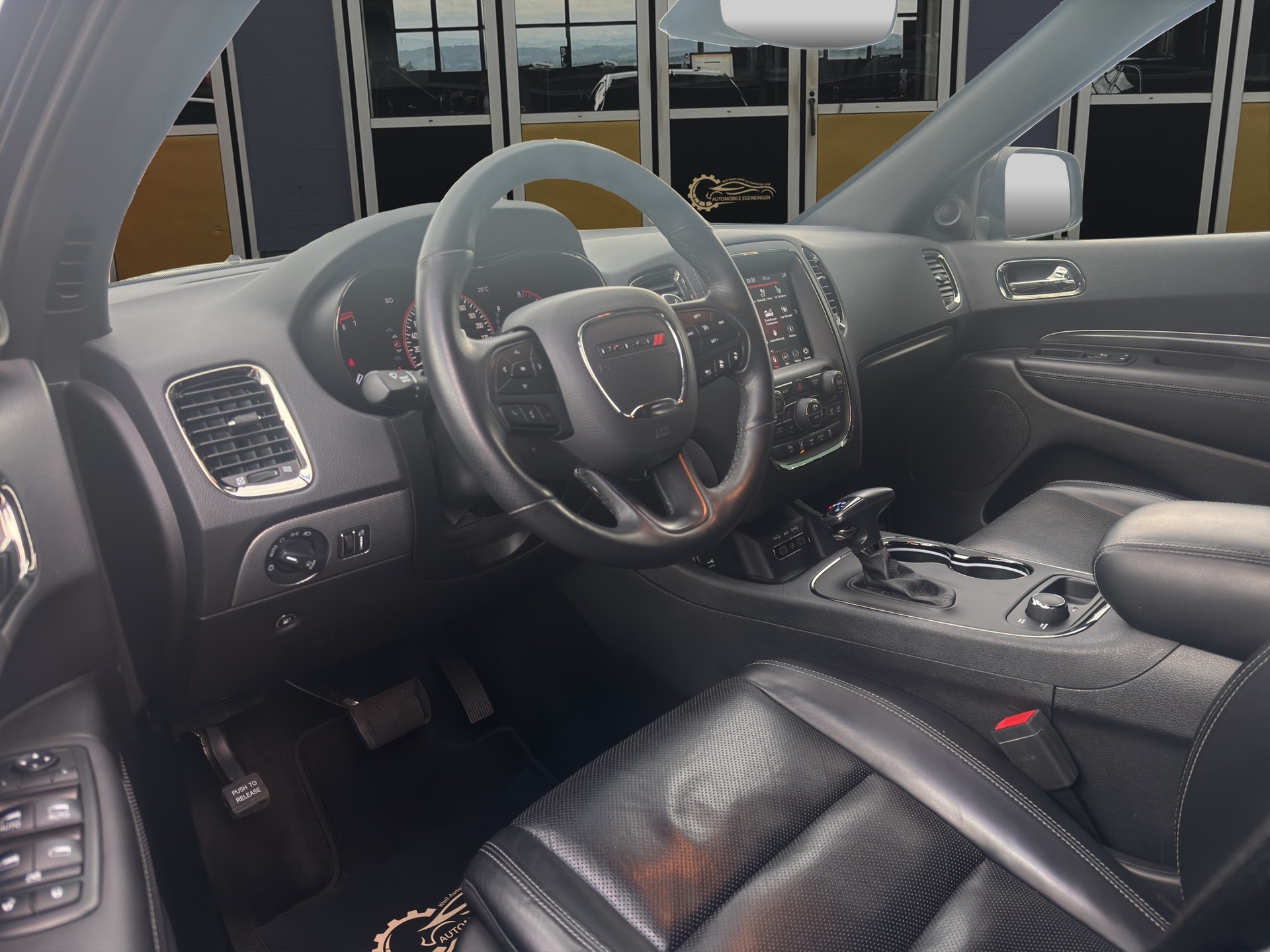 DODGE Durango 5.7 V8 HEMI MDS VVT R/T AWD-image-8