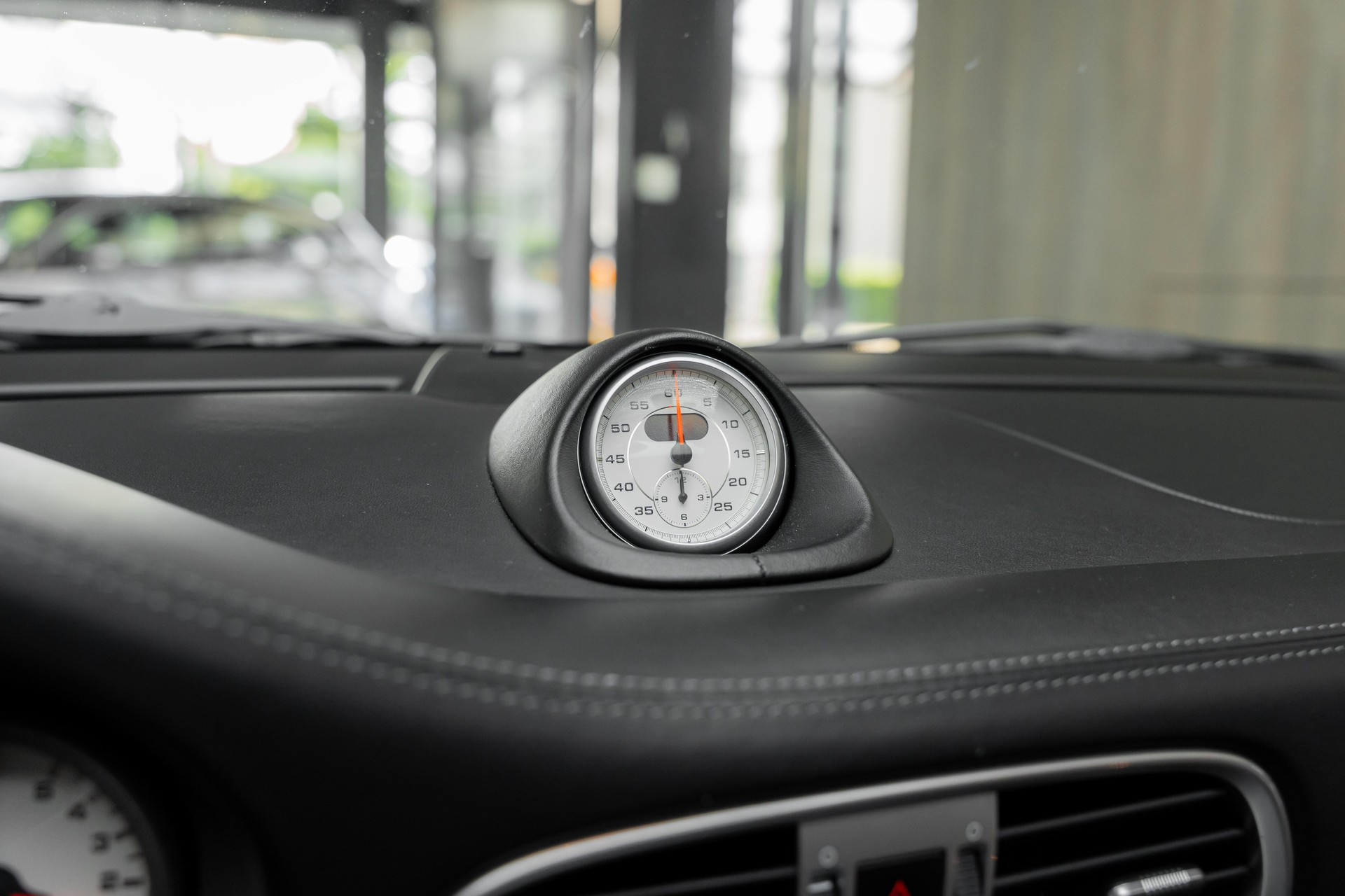 PORSCHE 911 Cabrio Carrera 4S PDK-image-8