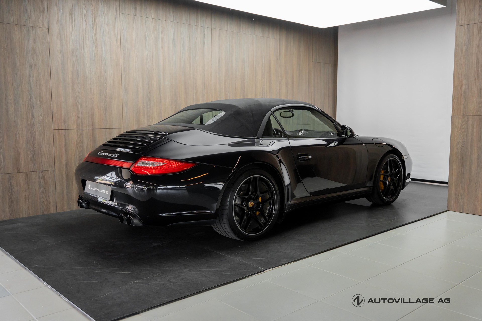 PORSCHE 911 Cabrio Carrera 4S PDK-showroom-element-2