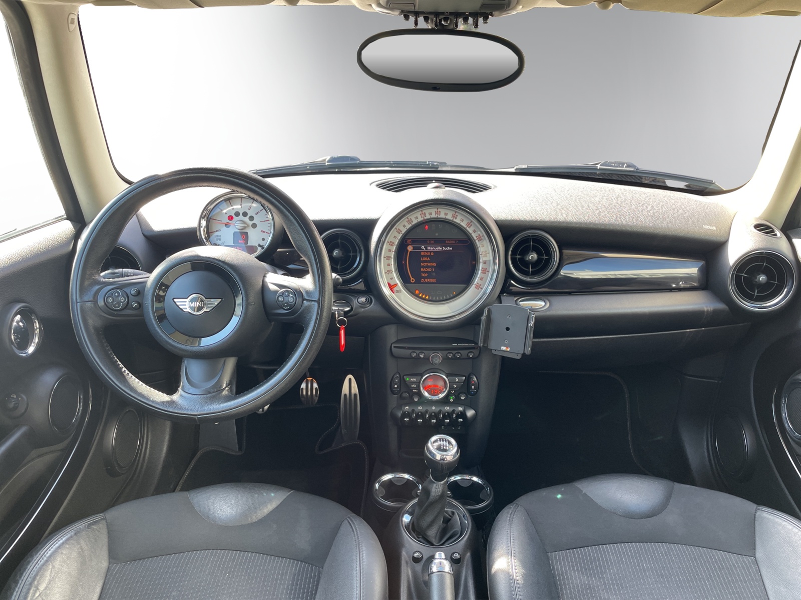MINI Cooper S-image-15
