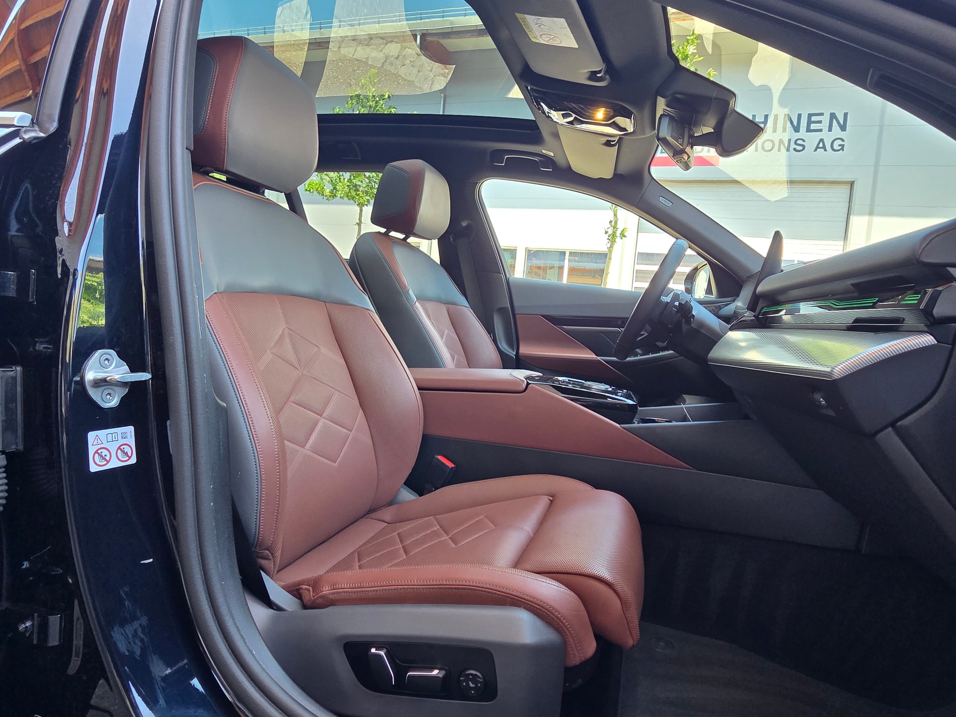 BMW 520d xDrive 48V Touring M-SPORT | BMW REPAIR GARANTIE BIS 07.2029 / 200.000KM| EL.AHK| PANORAMA| BOWERS&WILKINS| BELÜFTETE SITZE-image-9