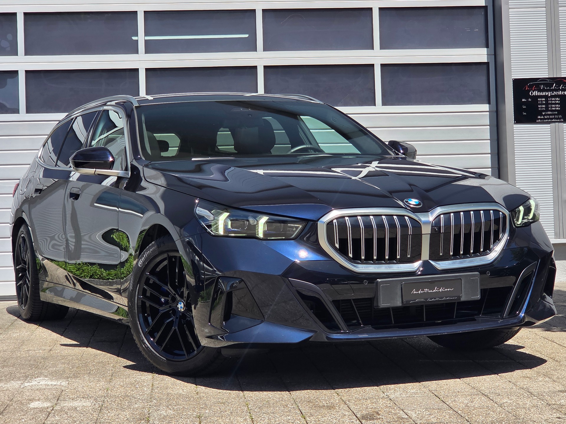 BMW 520d xDrive 48V Touring M-SPORT | BMW REPAIR GARANTIE BIS 07.2029 / 200.000KM| EL.AHK| PANORAMA| BOWERS&WILKINS| BELÜFTETE SITZE