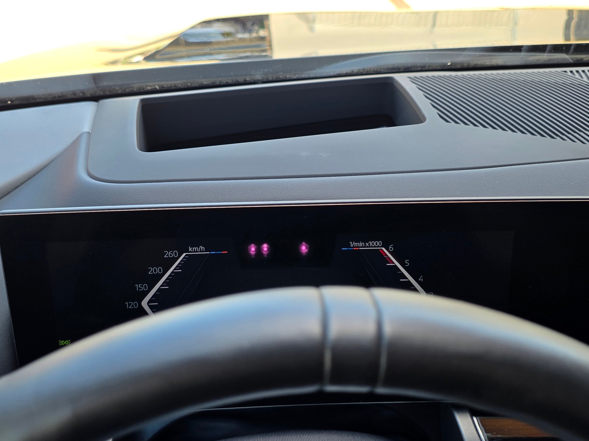 BMW 520d xDrive 48V Touring M-SPORT | BMW REPAIR GARANTIE BIS 07.2029 / 200.000KM| EL.AHK| PANORAMA| BOWERS&WILKINS| BELÜFTETE SITZE-image-12