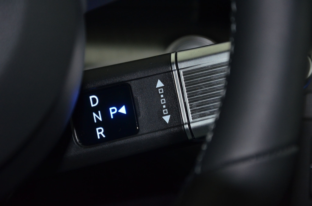 HYUNDAI Kona EV 65.4 kWh Premium *360°*-image-21