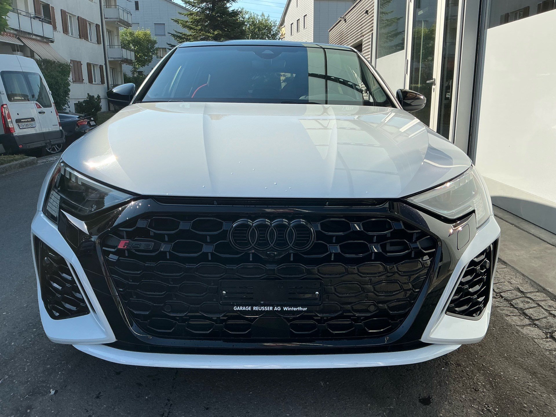 AUDI RS3 SPORTBACK 2.5 400 PS TFSI QUATTRO *** ABSOLUTE TOP AUSSTATTUNG & PANORAMAGLASDACH ***-showroom-element-1