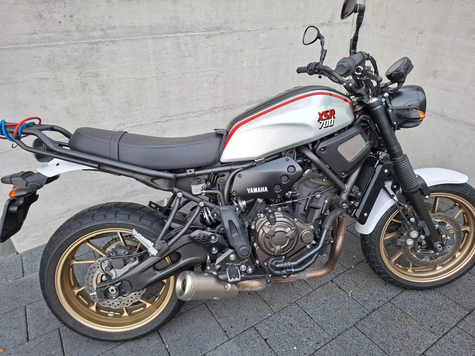 YAMAHA XSR 700 XTribute