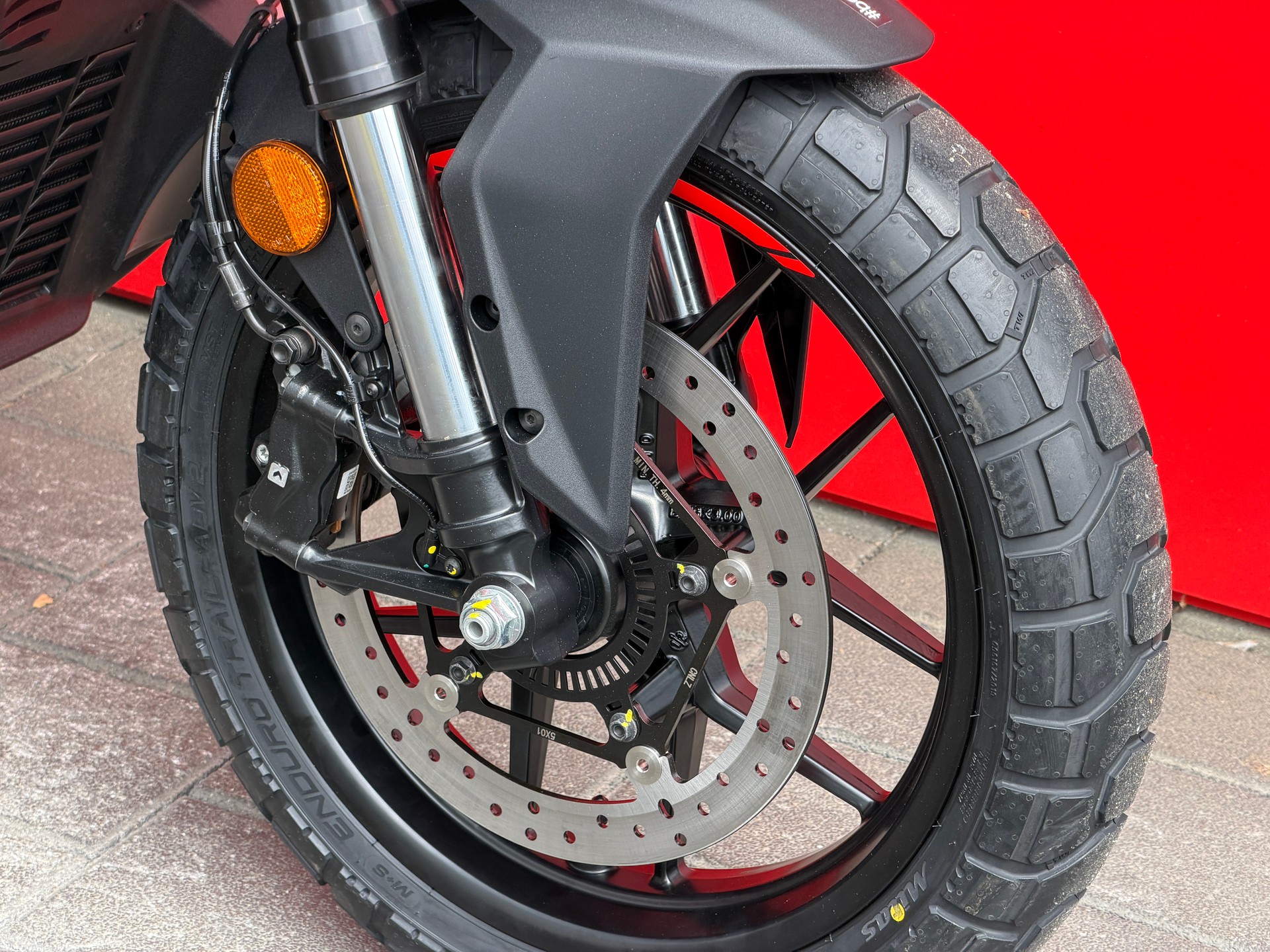 APRILIA SR 400 GT-image-8