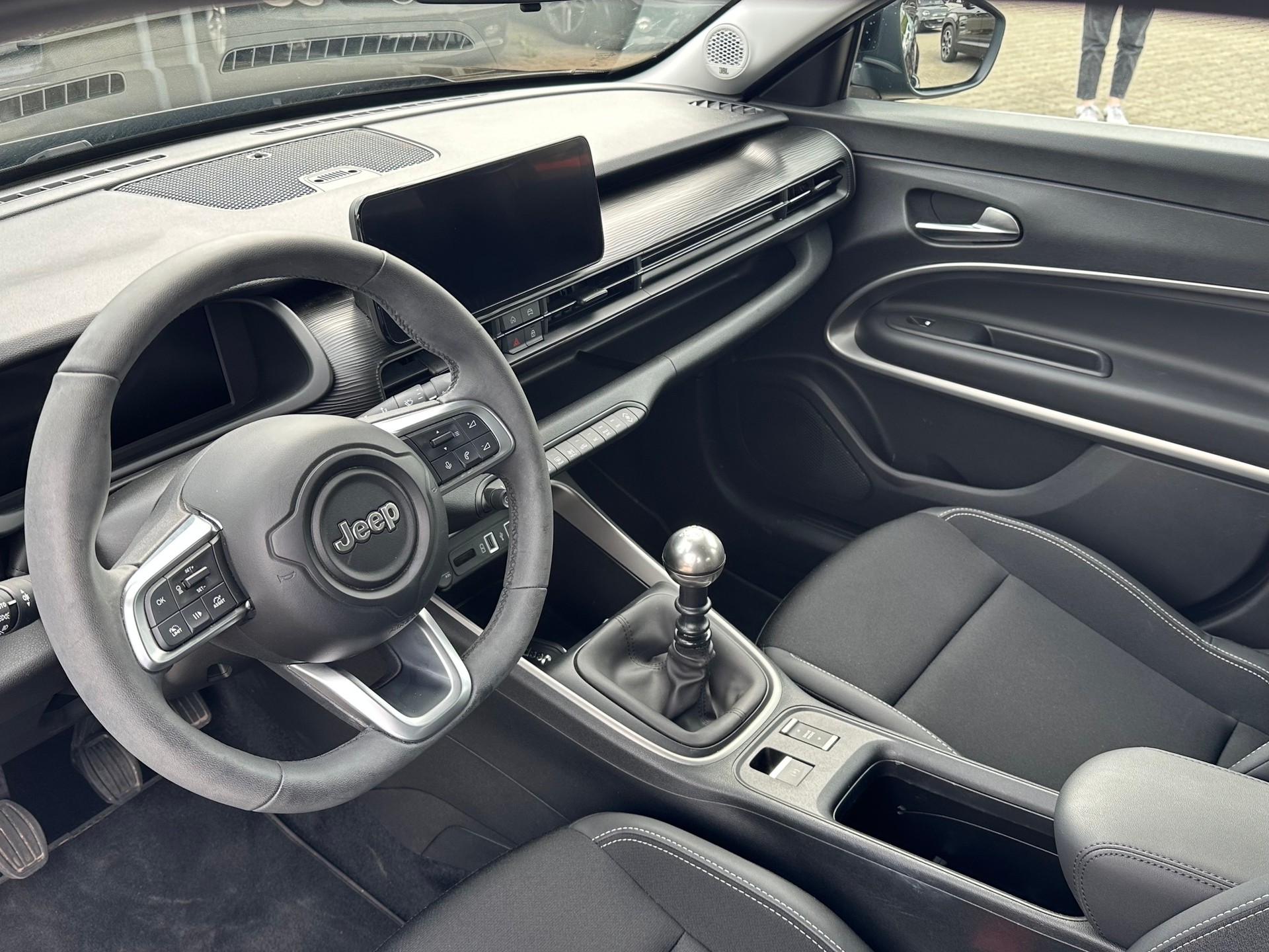 JEEP Avenger 1.2 Turbo Altitude-image-5