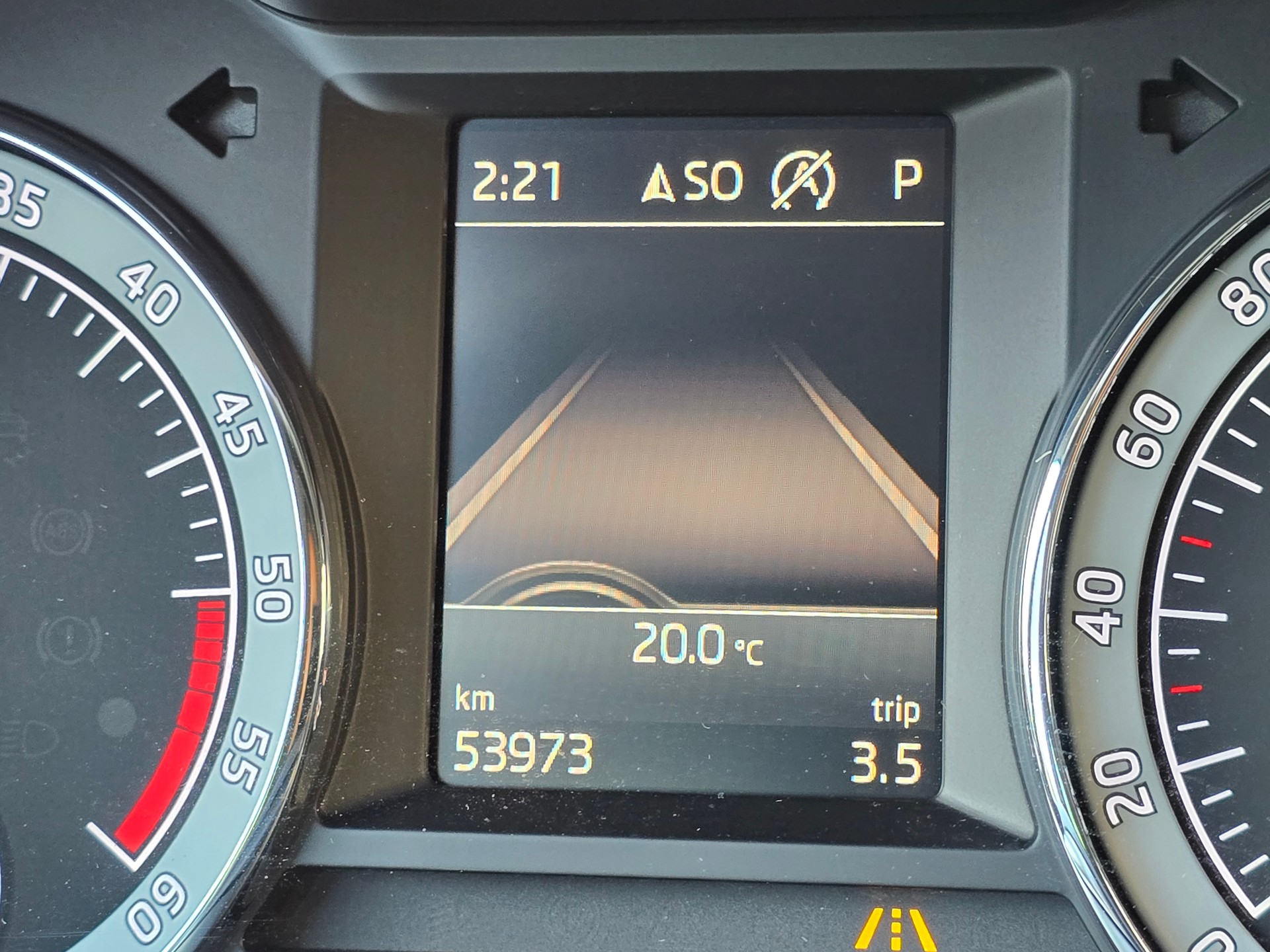 SKODA Octavia Combi 2.0 TDI 4x4 DSG-image-16