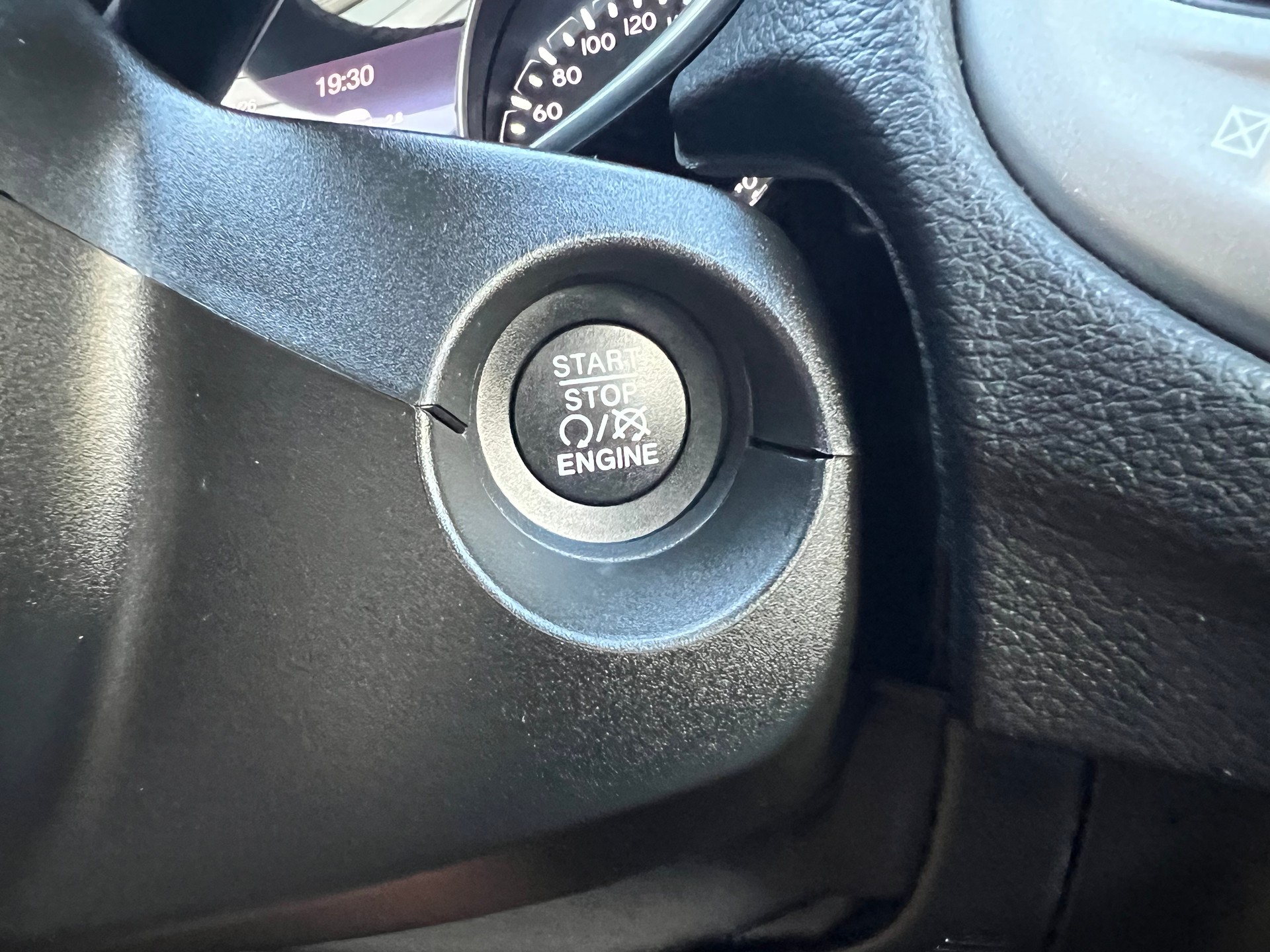 JEEP Compass 1.4 Turbo 4x4 Limited 9ATX PS 170 *Navigation*Leder*Rückfahrtkamera*Sitzbelüftung*frisch MFK *1 Jahr Garantie möglich*-image-25