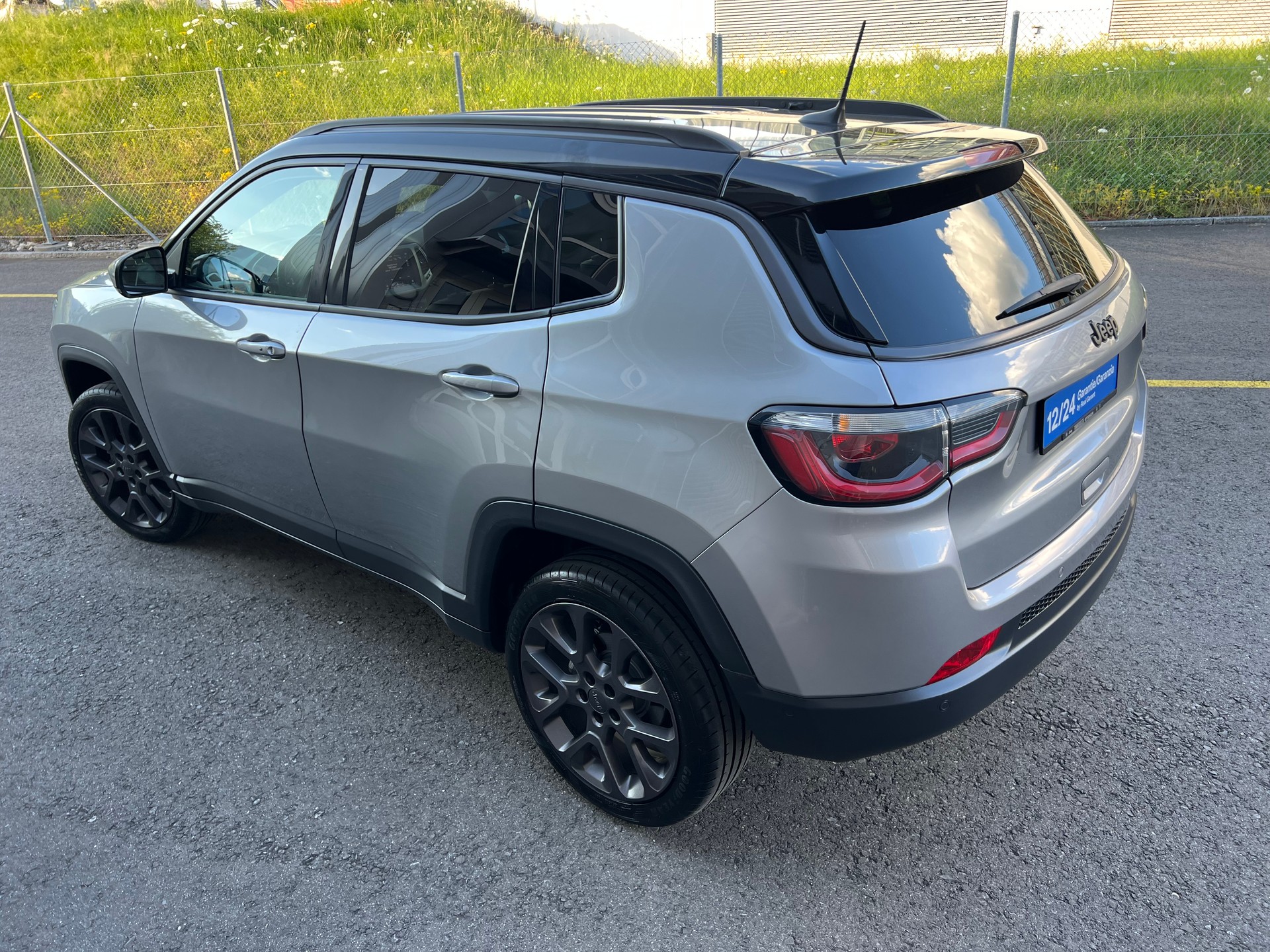 JEEP Compass 1.4 Turbo 4x4 Limited 9ATX PS 170 *Navigation*Leder*Rückfahrtkamera*Sitzbelüftung*frisch MFK *1 Jahr Garantie möglich*-image-30