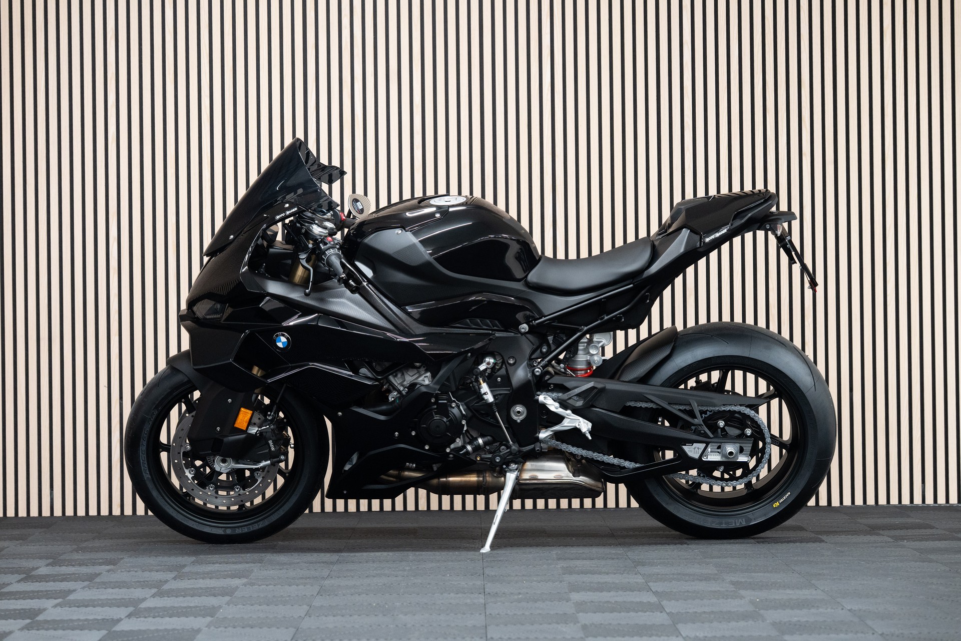 BMW S 1000 RR Individual mit 0.9% Leasing 💸🚀, Sportschalldämpfer u. v. m.-image-1