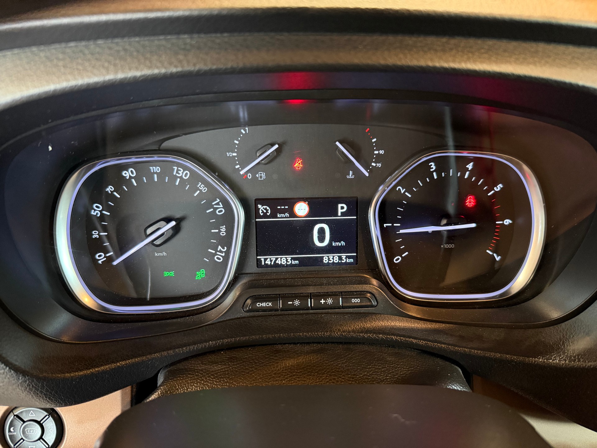 TOYOTA Proace Verso 2.0 D-4D Trend Medium Automatic-image-11