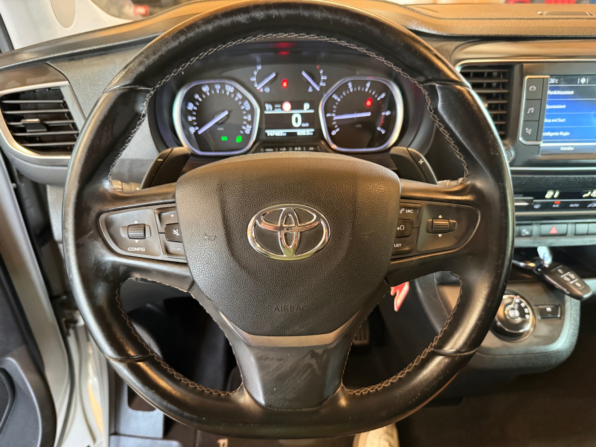 TOYOTA Proace Verso 2.0 D-4D Trend Medium Automatic-image-10