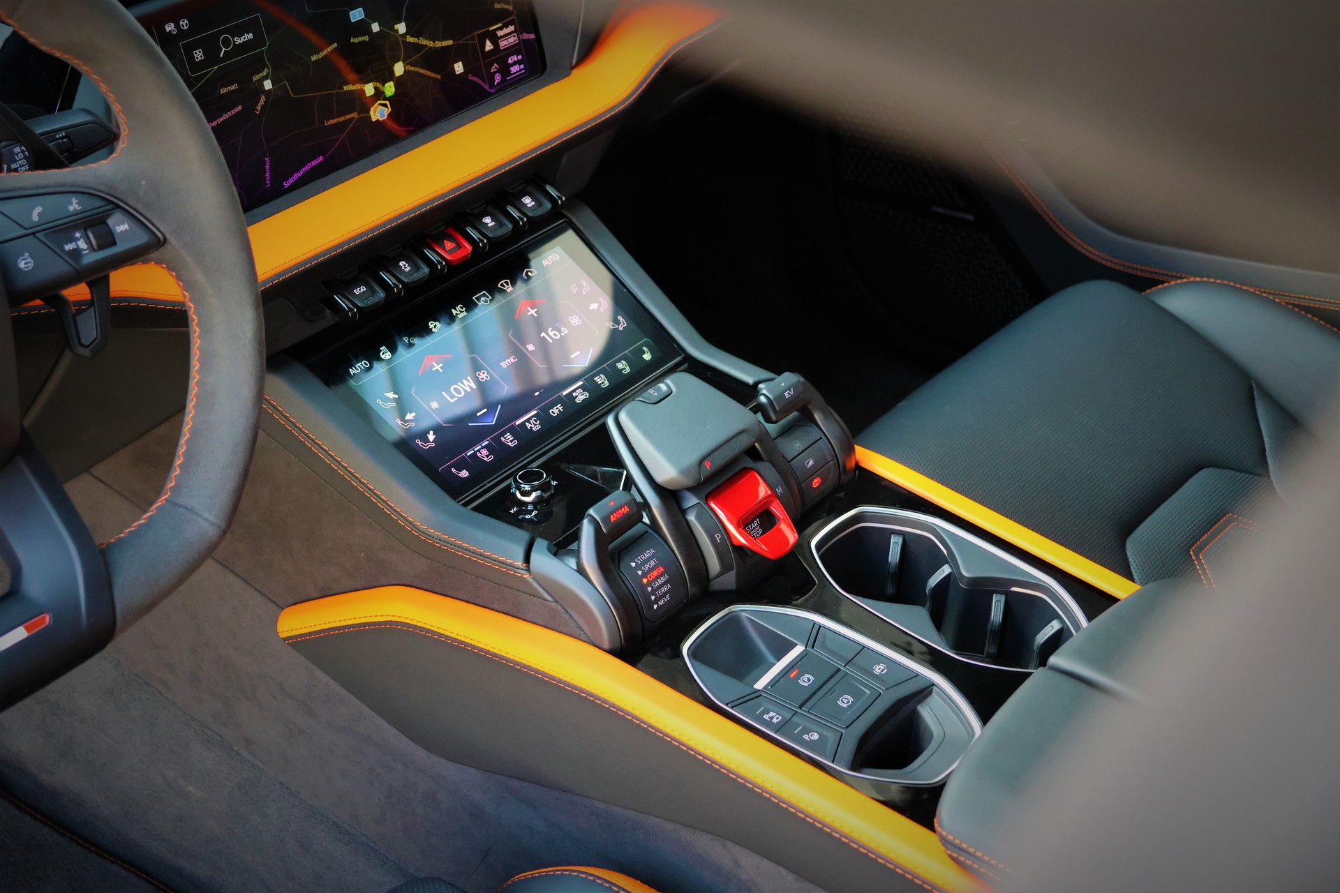 LAMBORGHINI Urus SE *ARANCIAEGON*-image-13