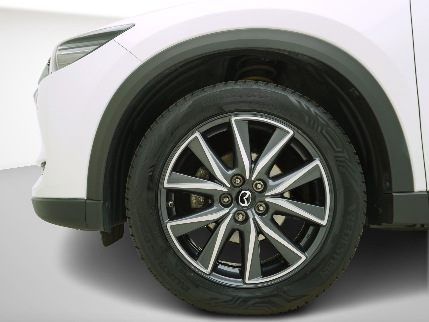 MAZDA CX-5 2.2 D AWD Revolution-image-6