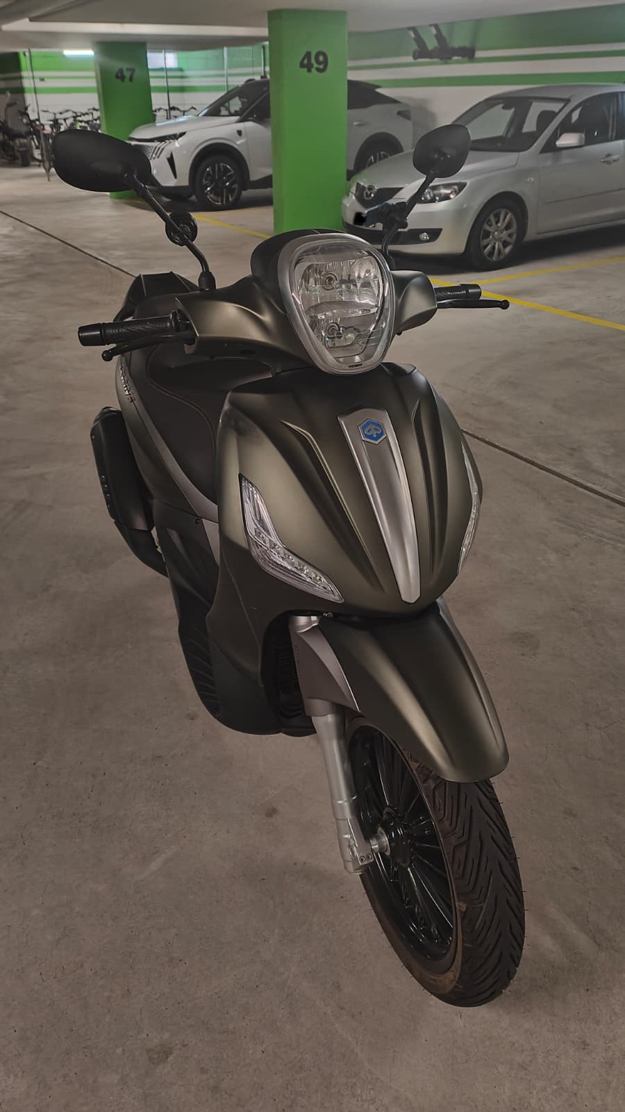 PIAGGIO Beverly 300 S-image-0