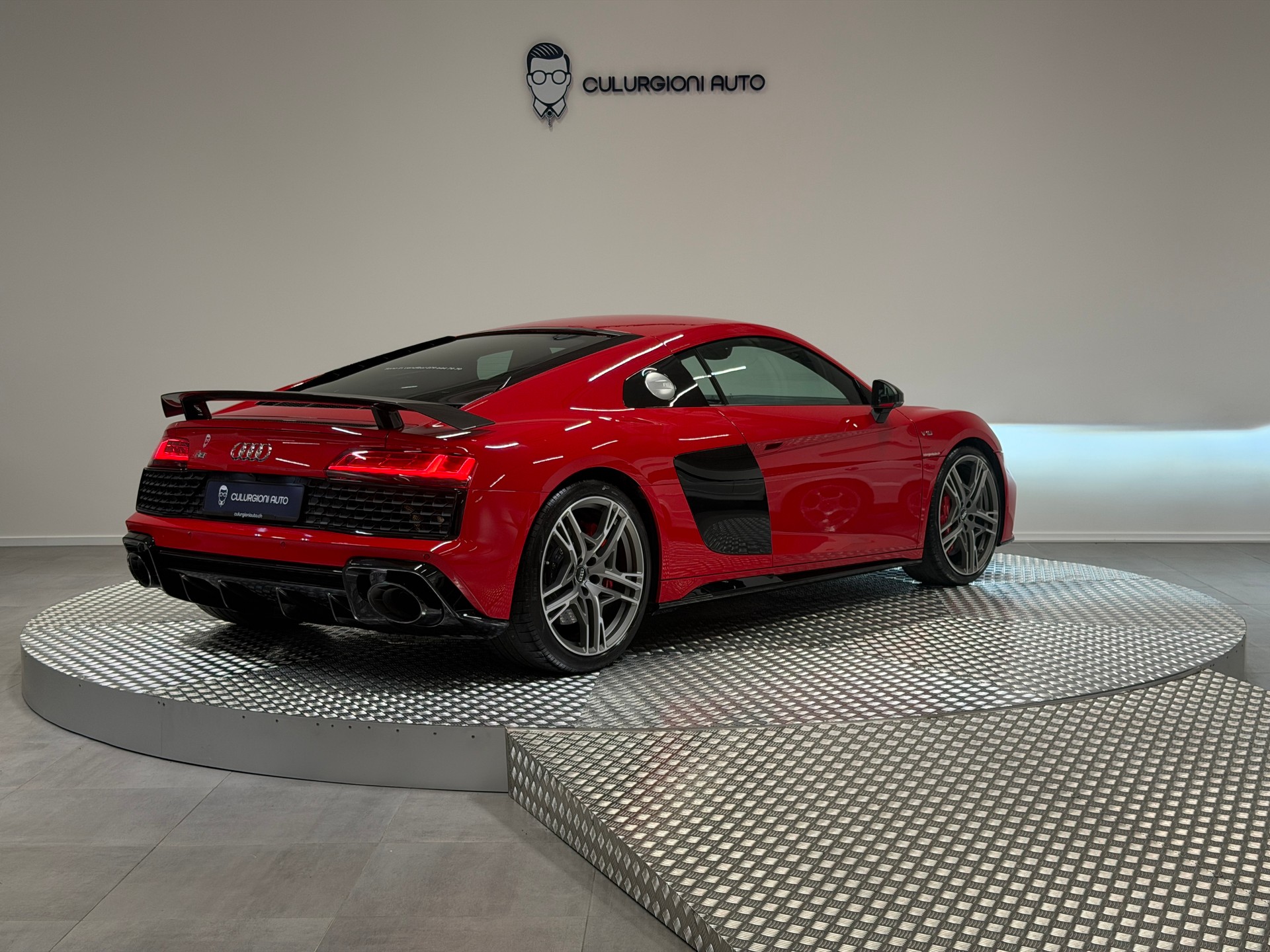 AUDI R8 Coupé performance S-Tronic-image-4